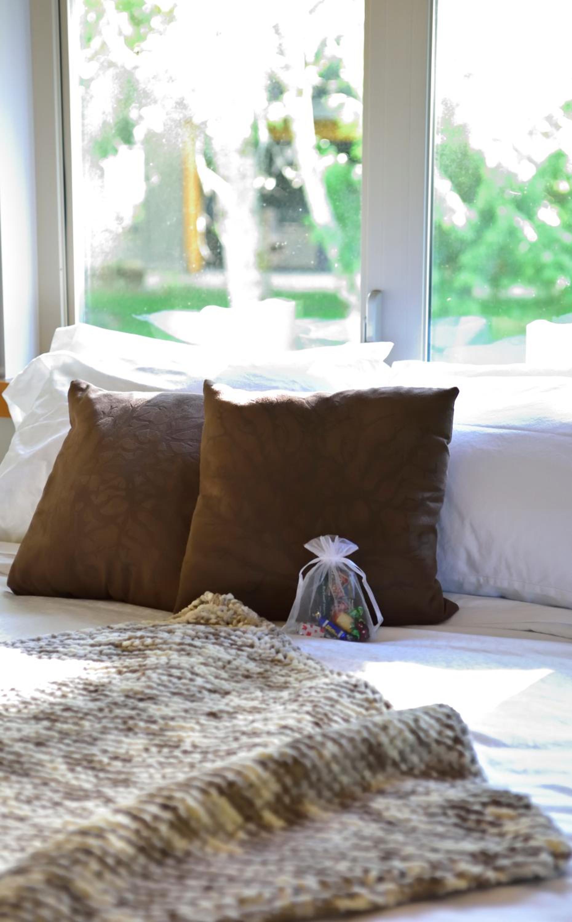 The Rockwell-Harrison Guest Lodge