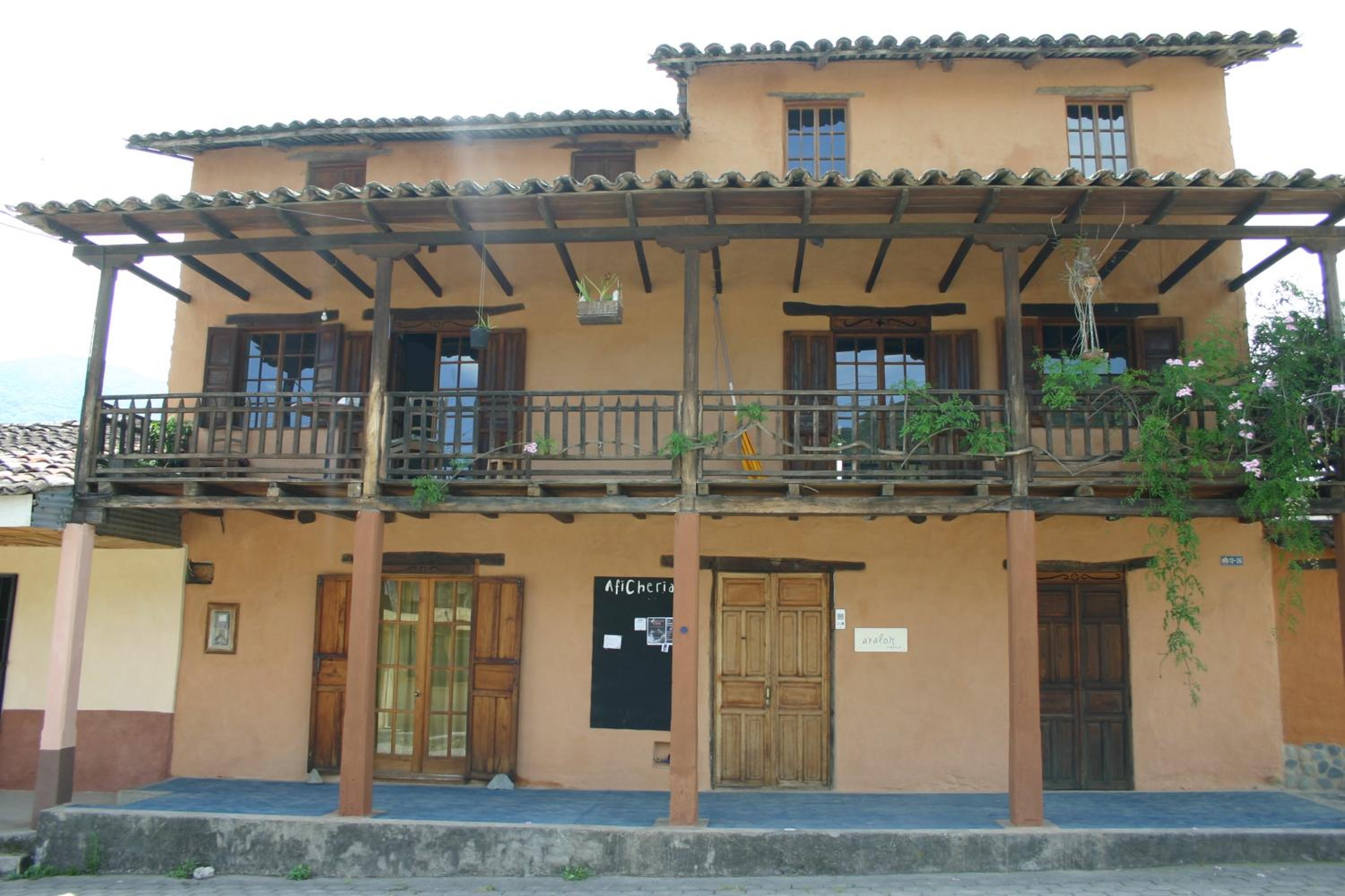 Avalon Hostal Boutique
