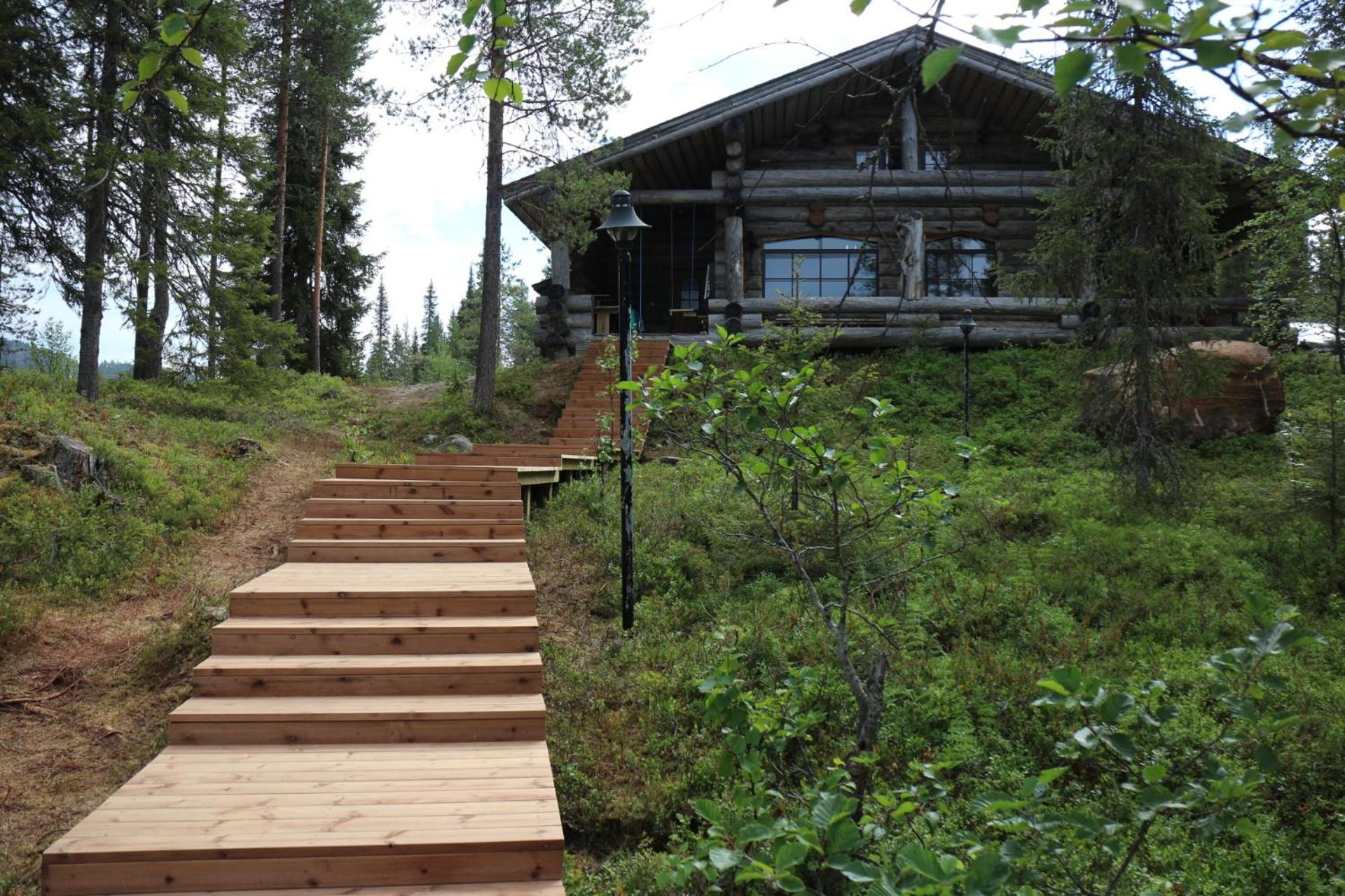 Hotel Villa Amo by the lake - Image 1