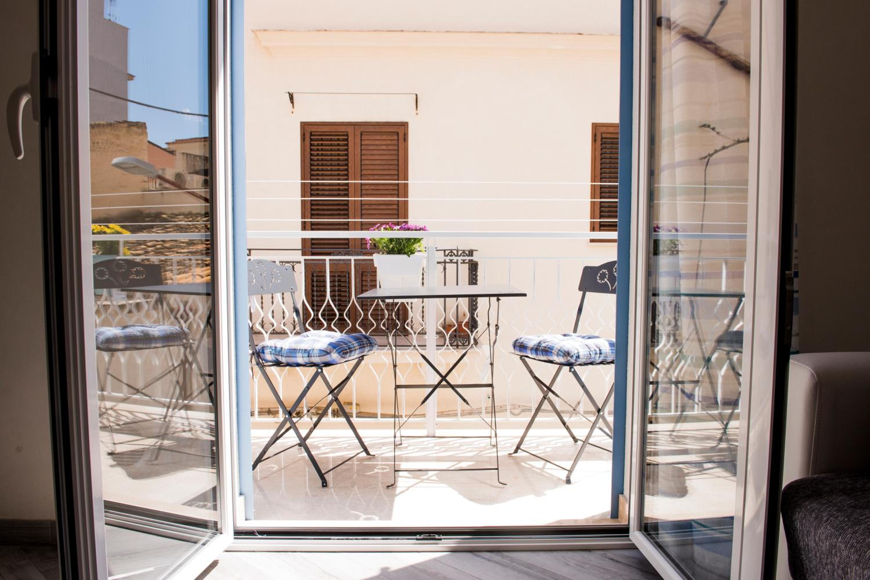 Hotel BENVENUTI AL SUD - Image 1