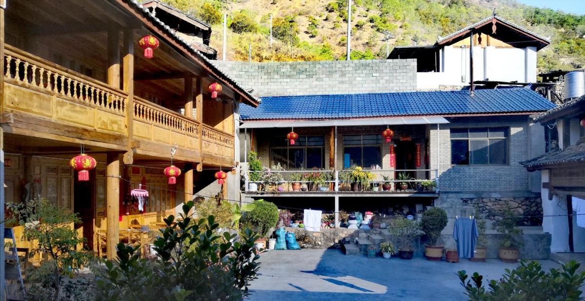 Summit Inn