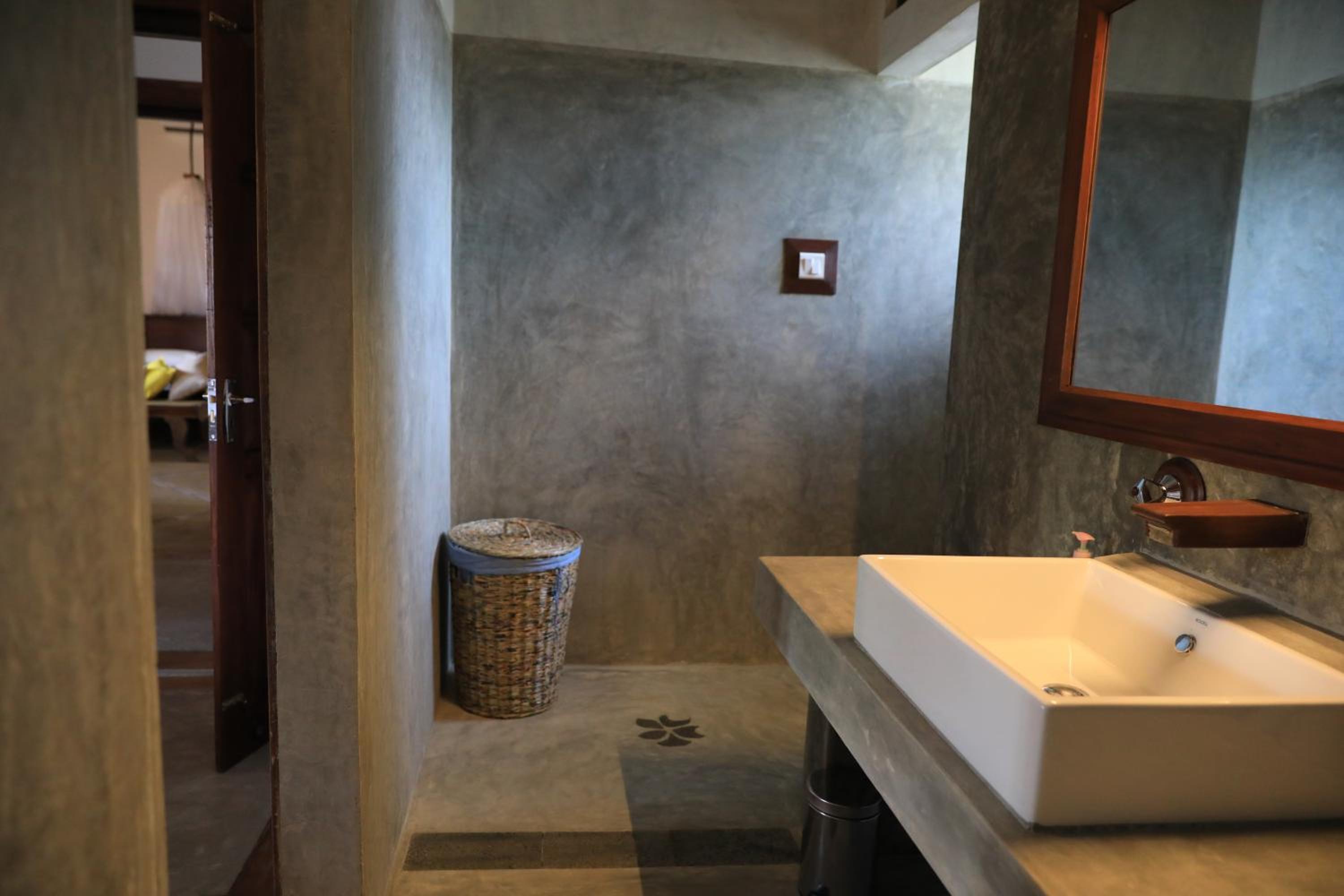 Photo 42