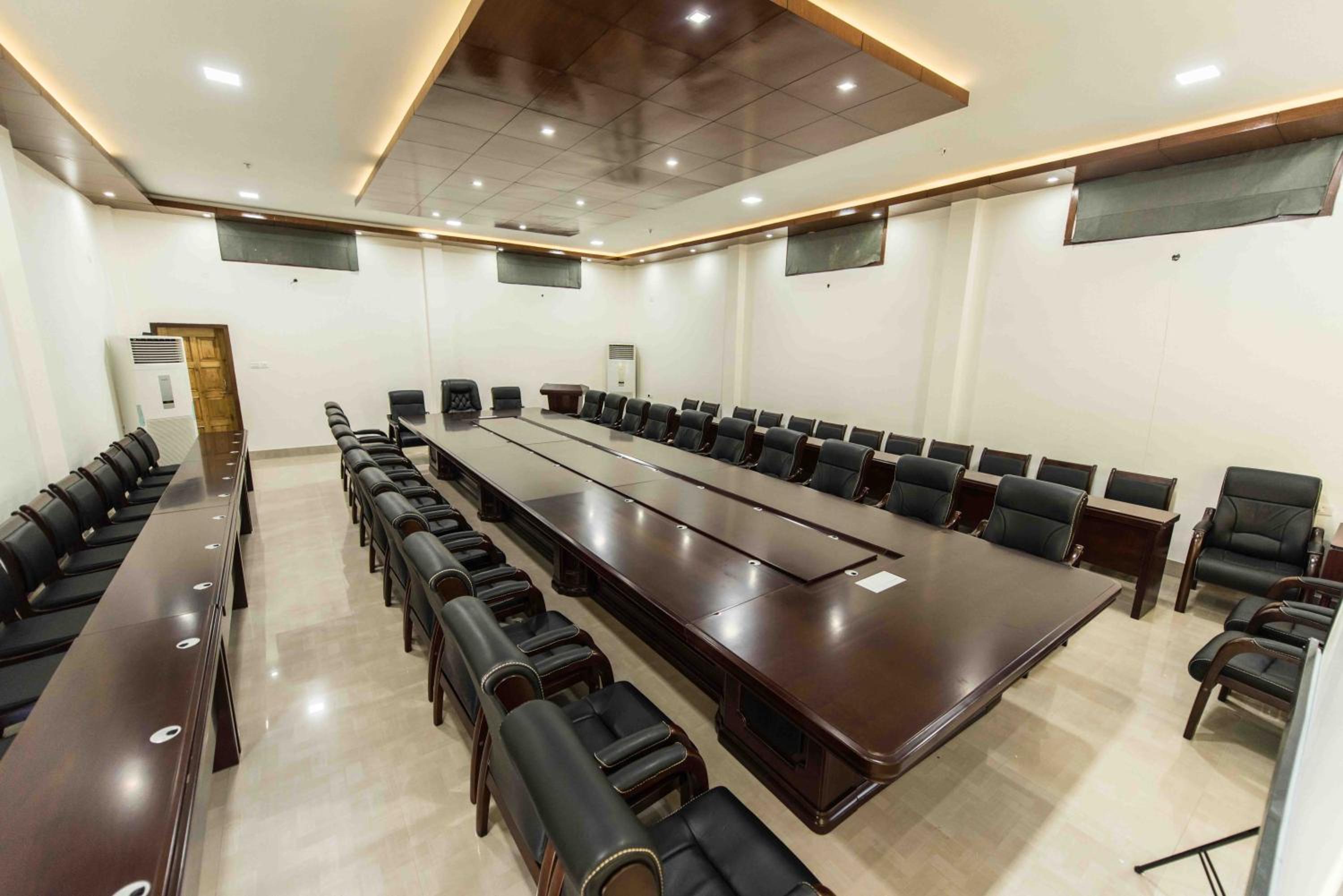 meeting & event spaces