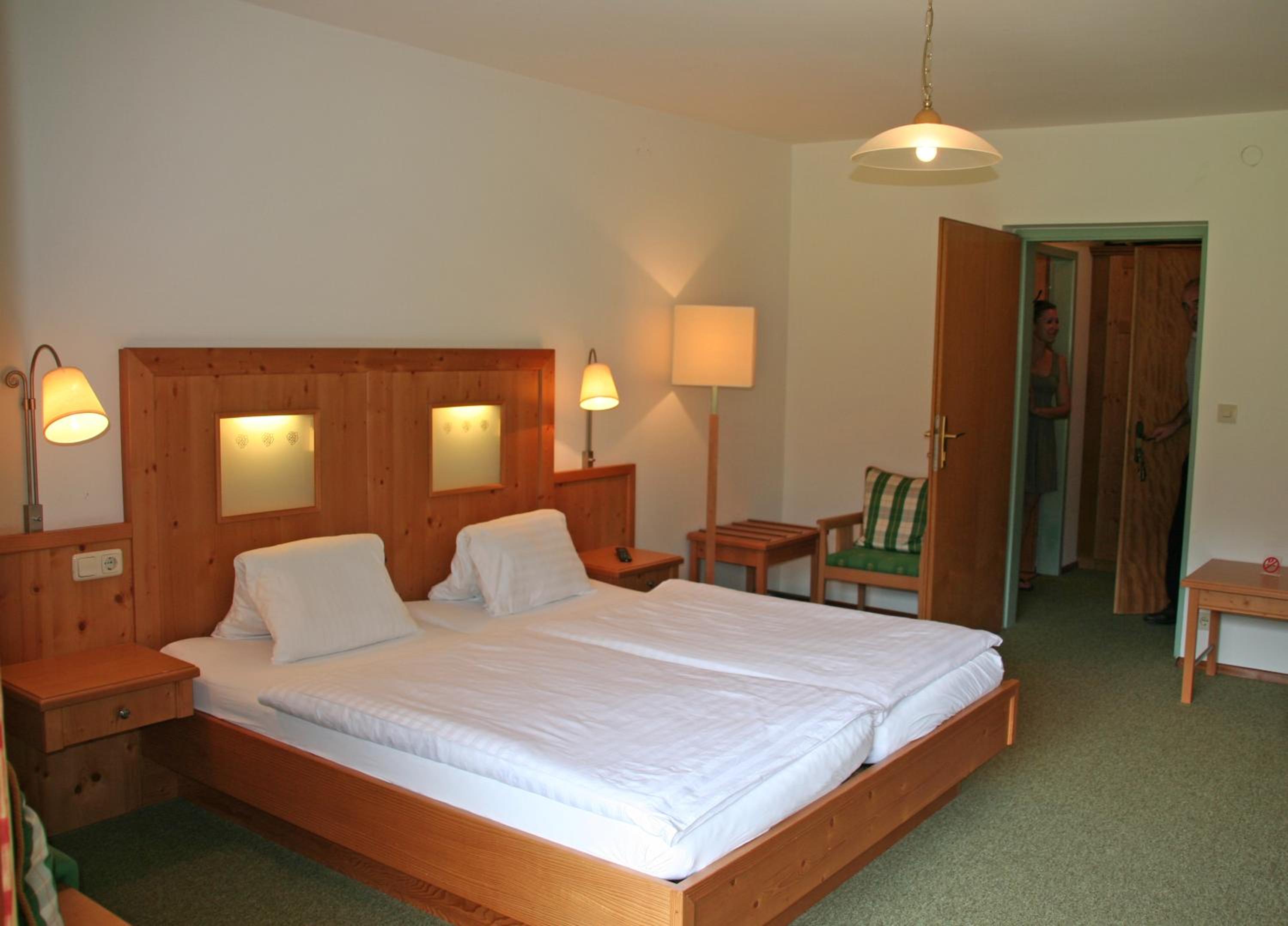Hotel Garni Pension zur Wacht