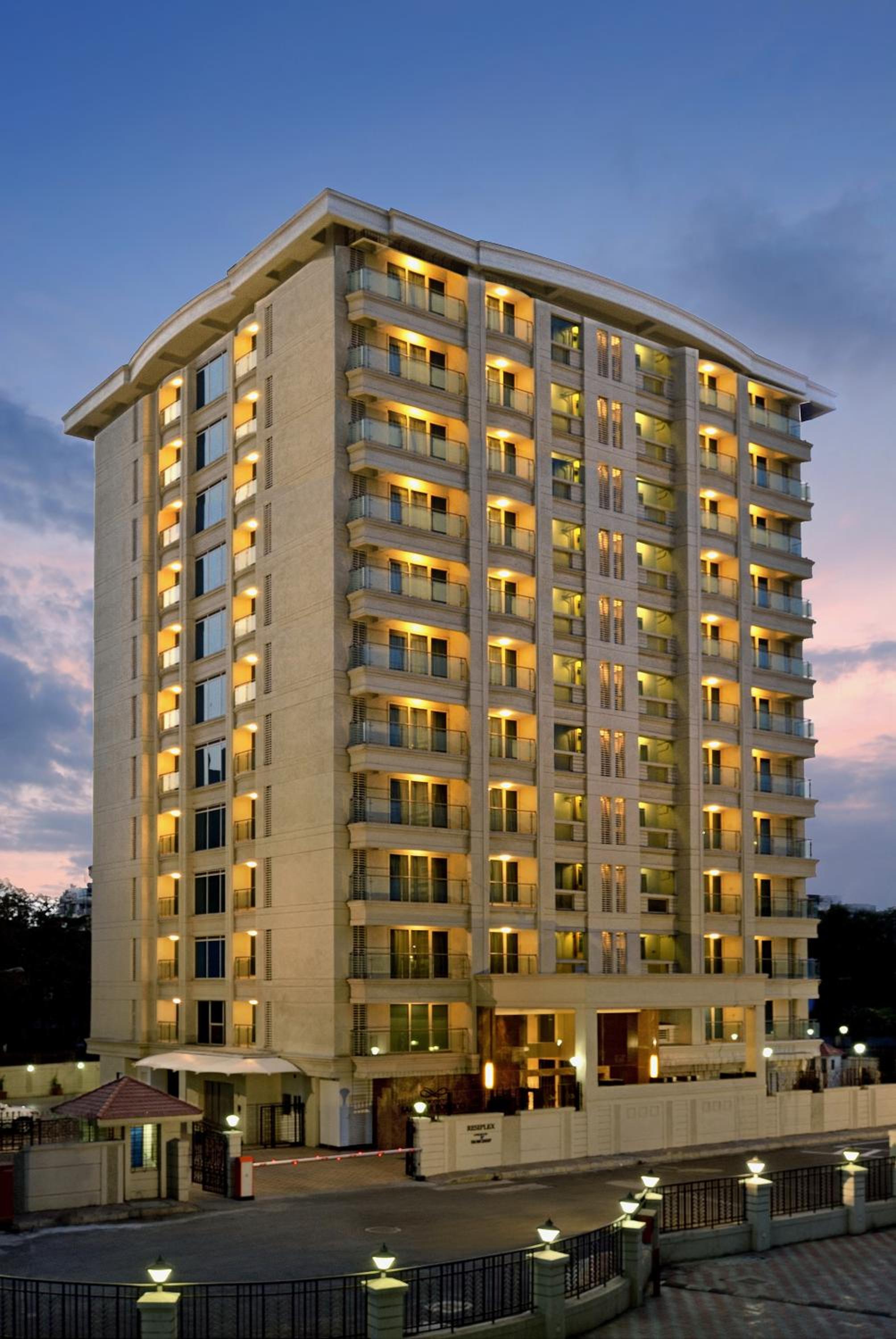 Residency Sarovar Portico — Mumbai