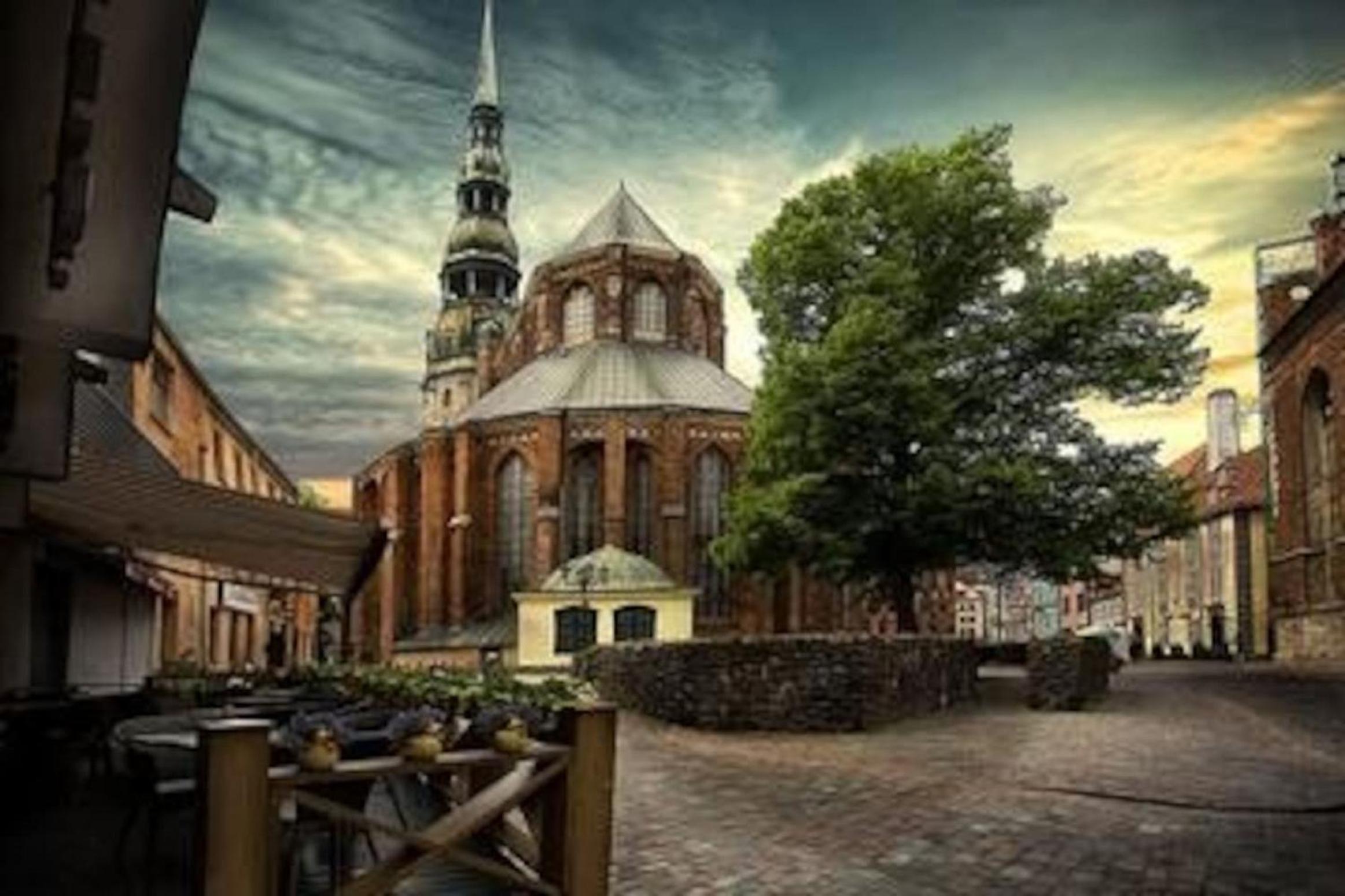 Photo 10