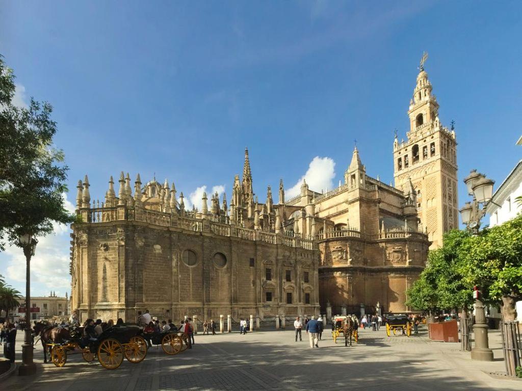 Loft Aire Sevilla Cathedral view 5
