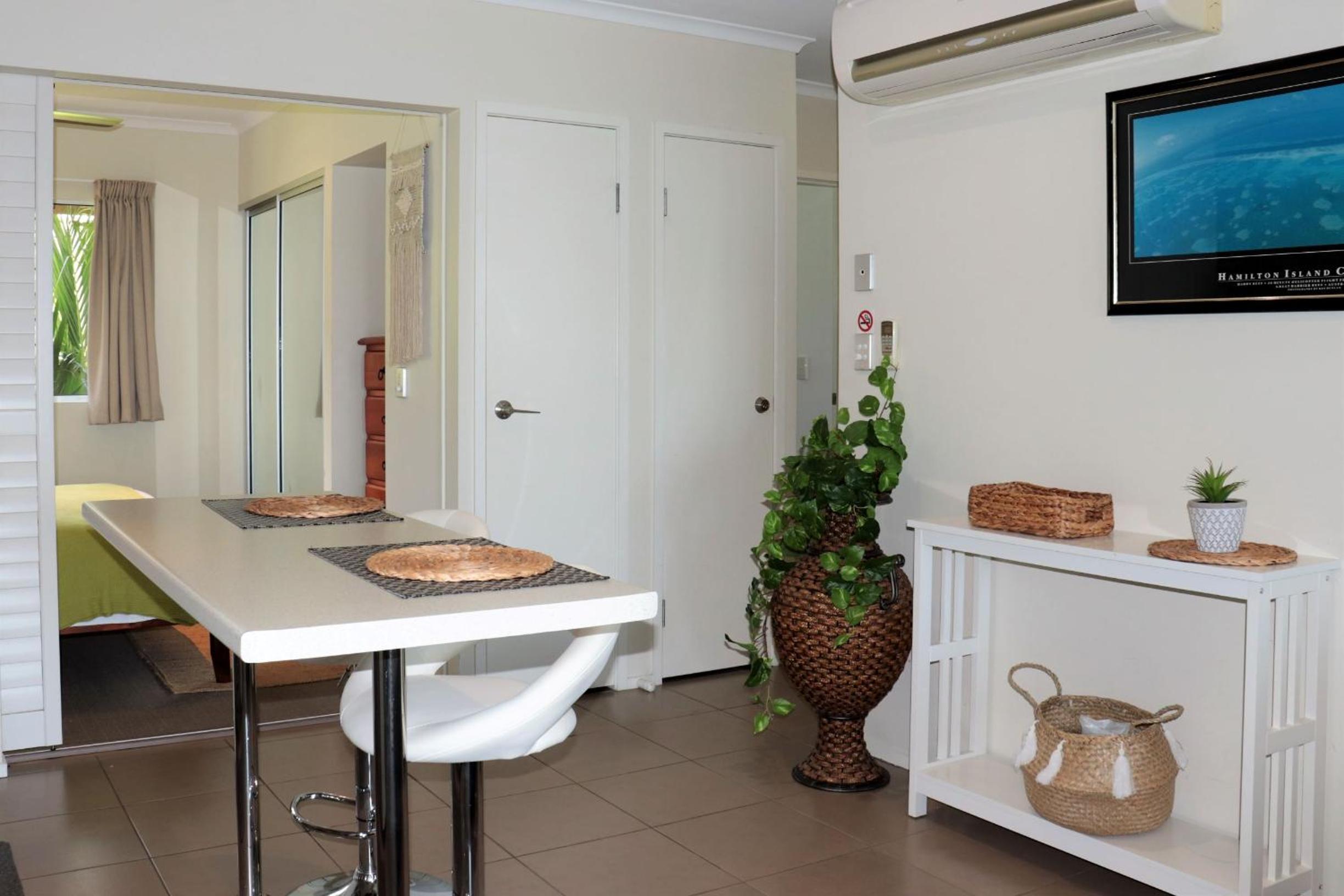 Watersons at Airlie Central Apartments