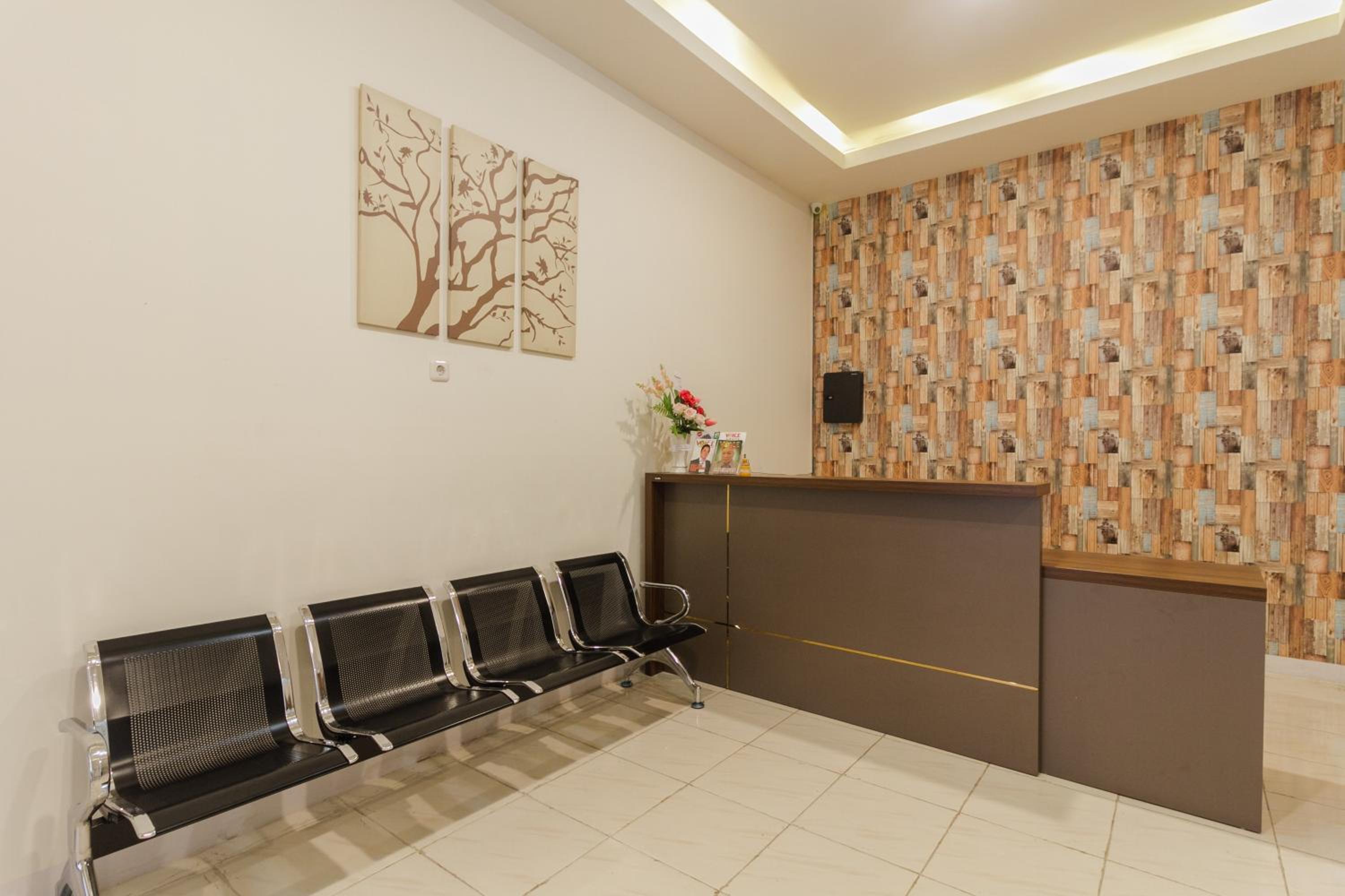 Hotel O Rappocini Near Rsia Paramount view 4