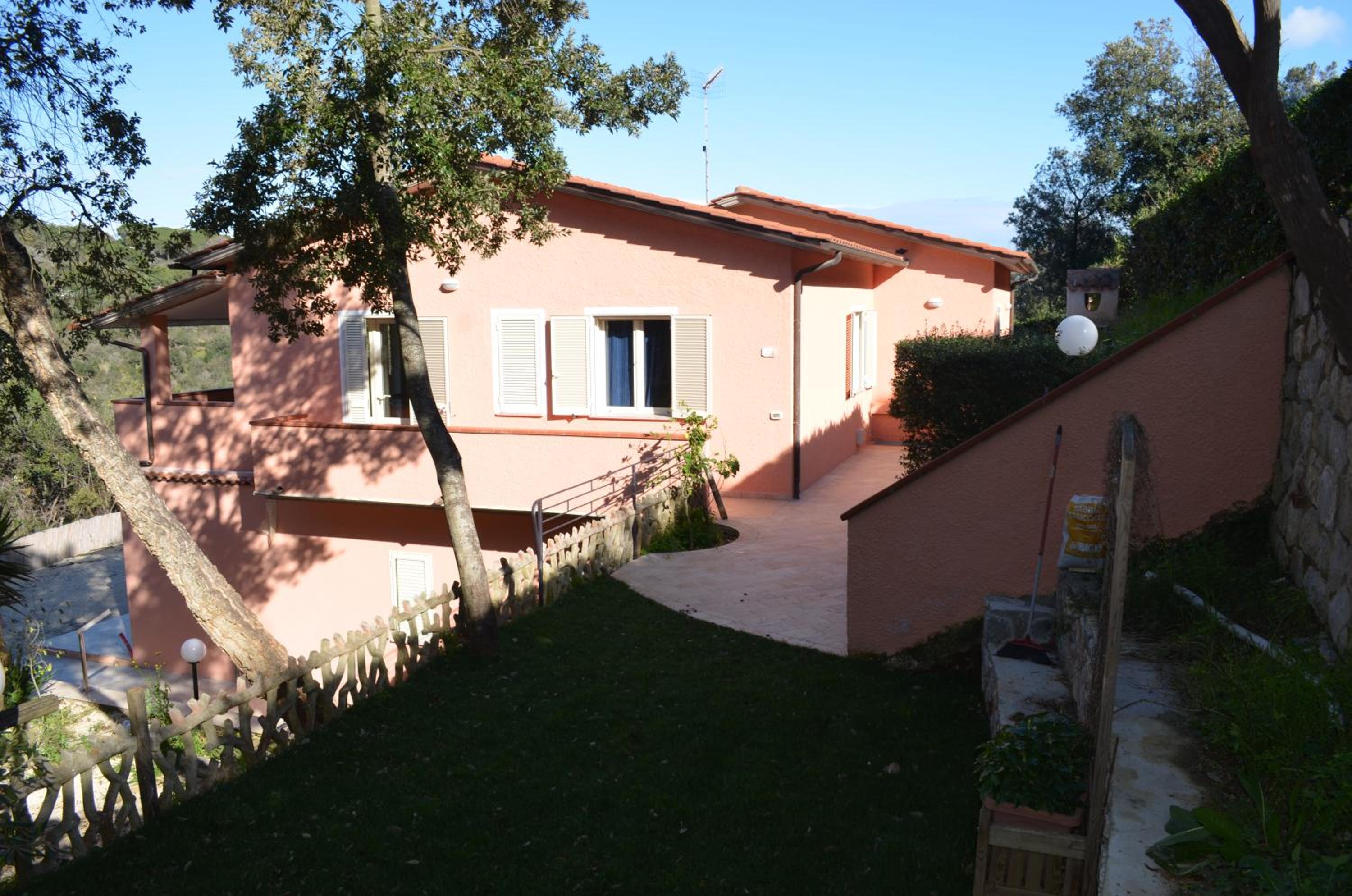 Photo 47