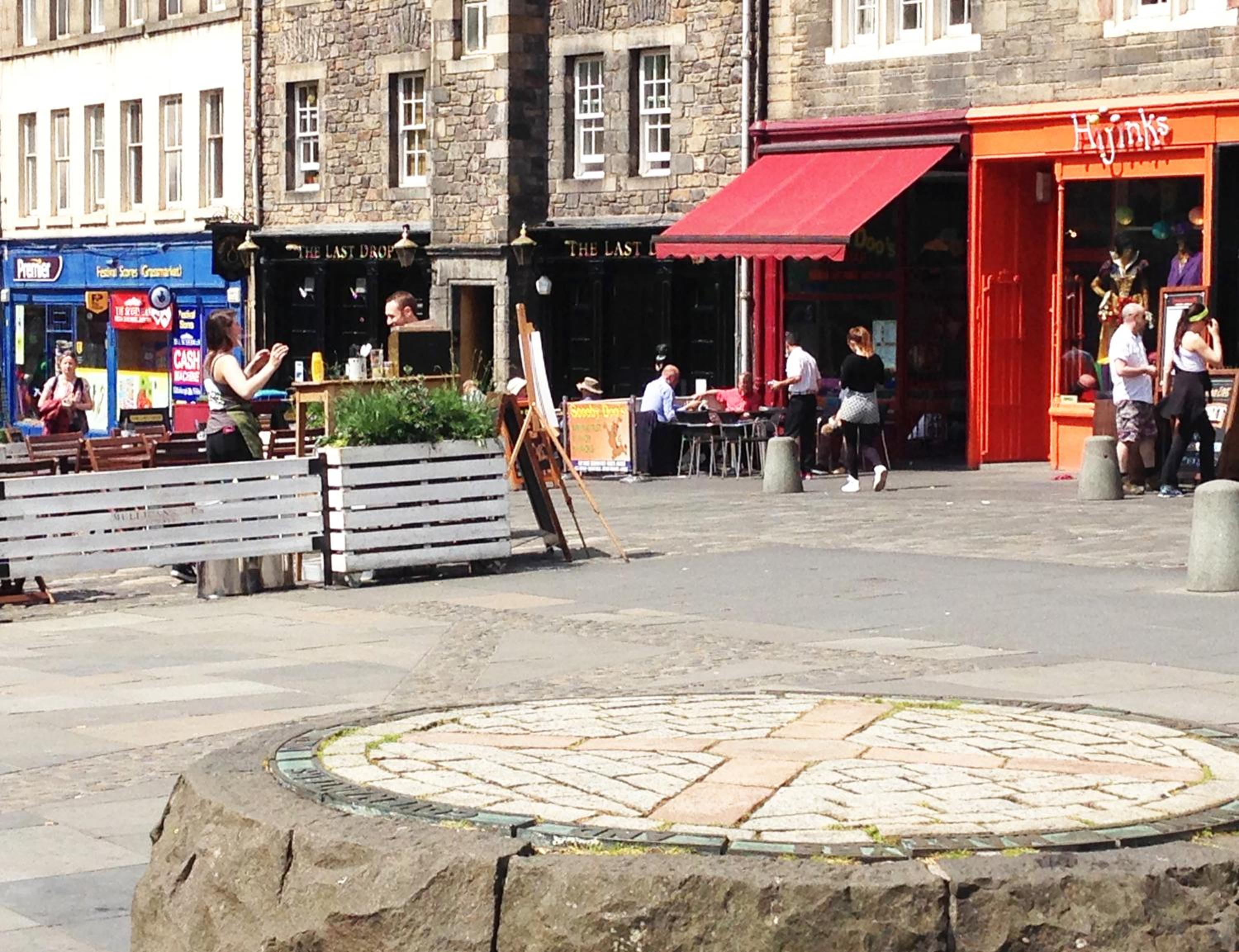Grassmarket Old Town Boutique Apartment view 5