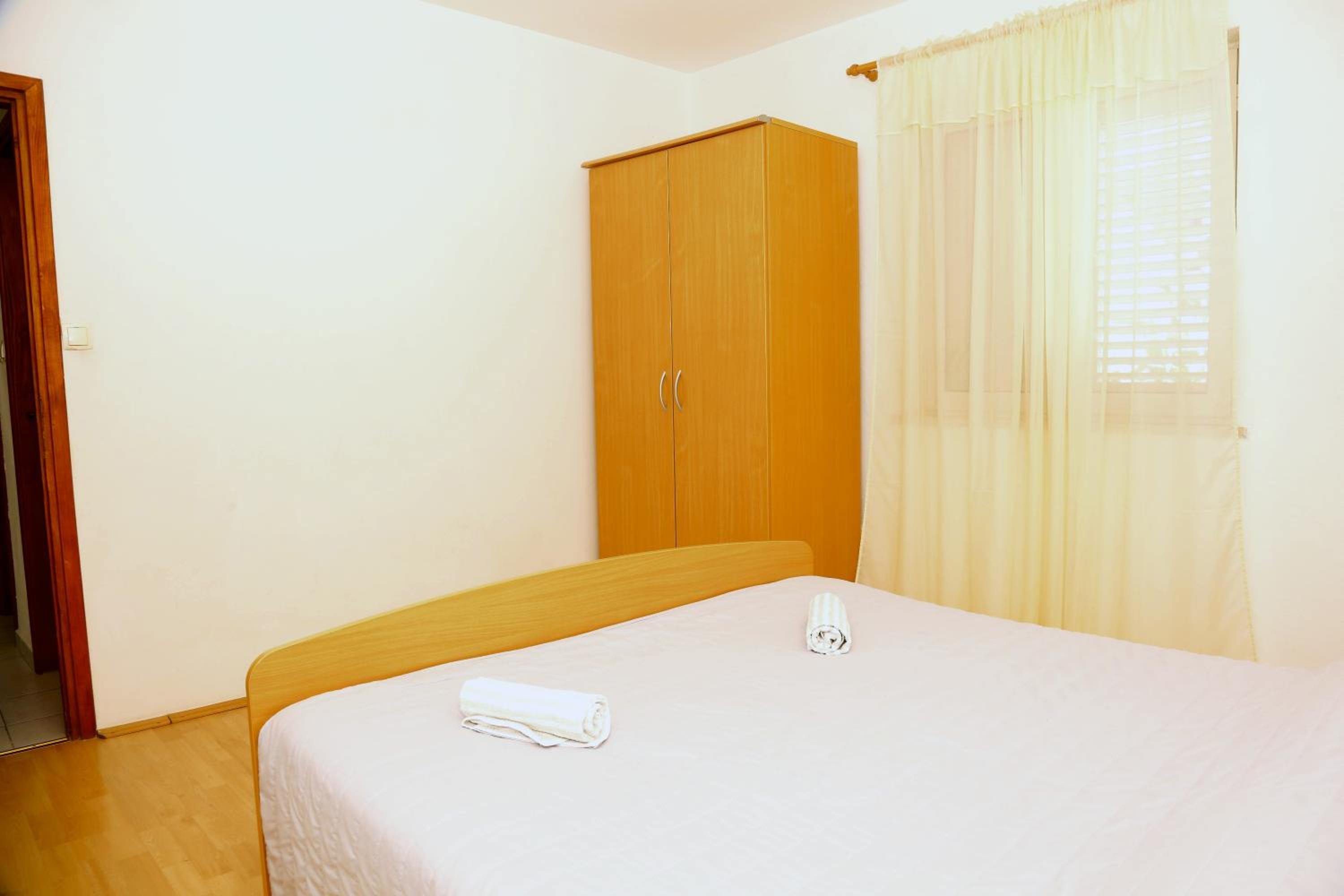 Apartments Tonia br. 1 view 2