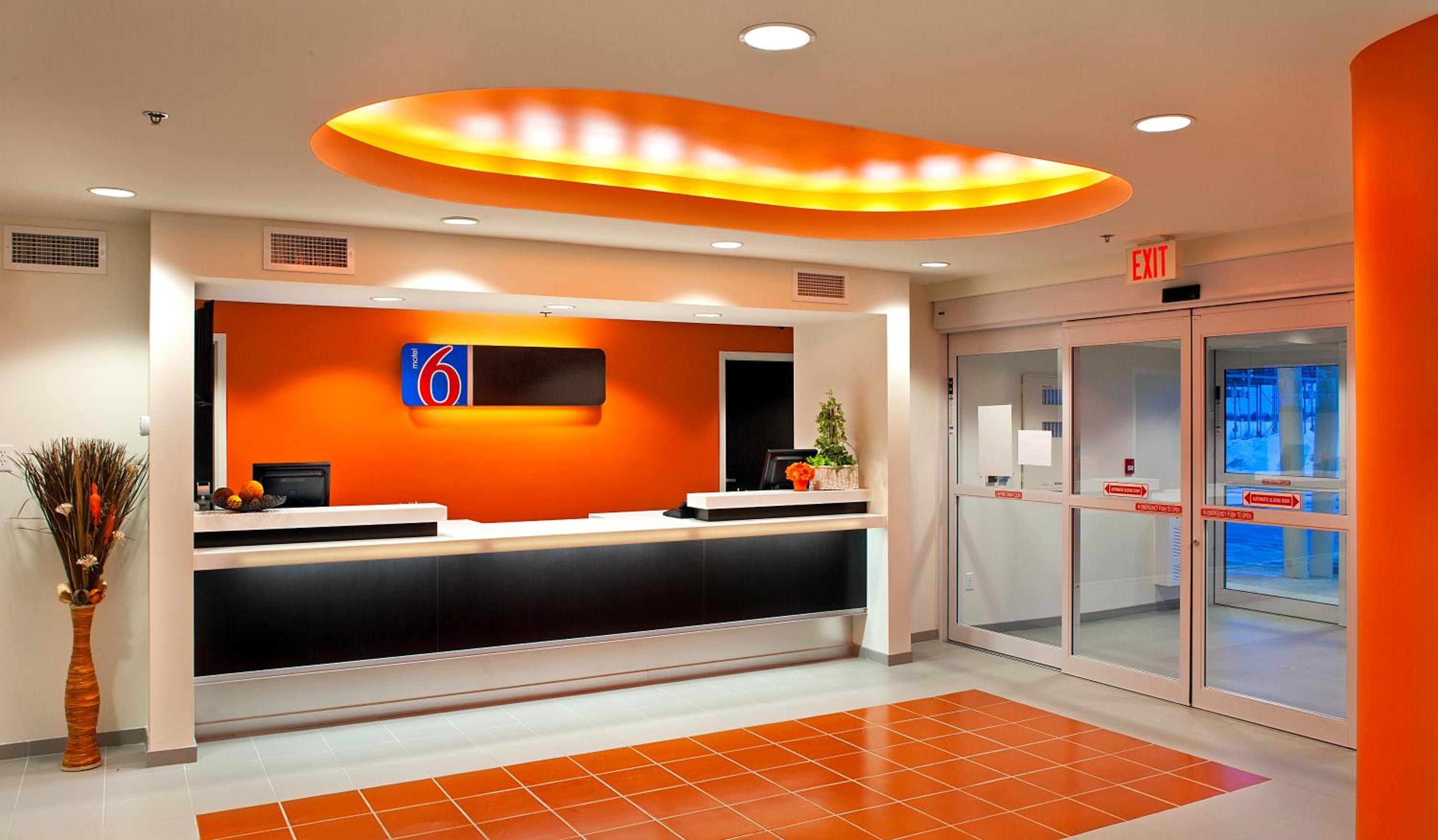 Brandon Vacations - Motel 6-Brandon, MB - Property Image 12