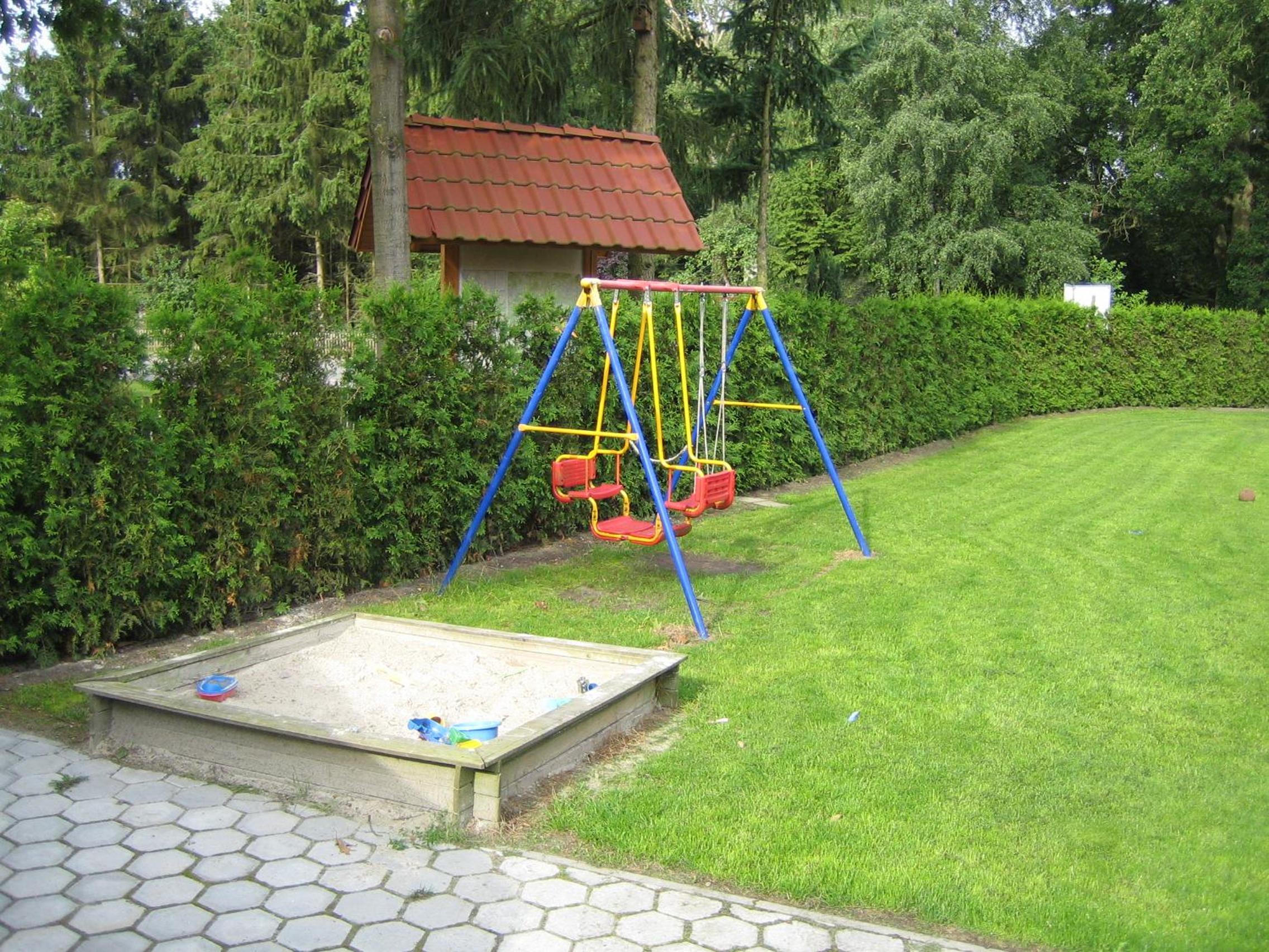 Photo 9