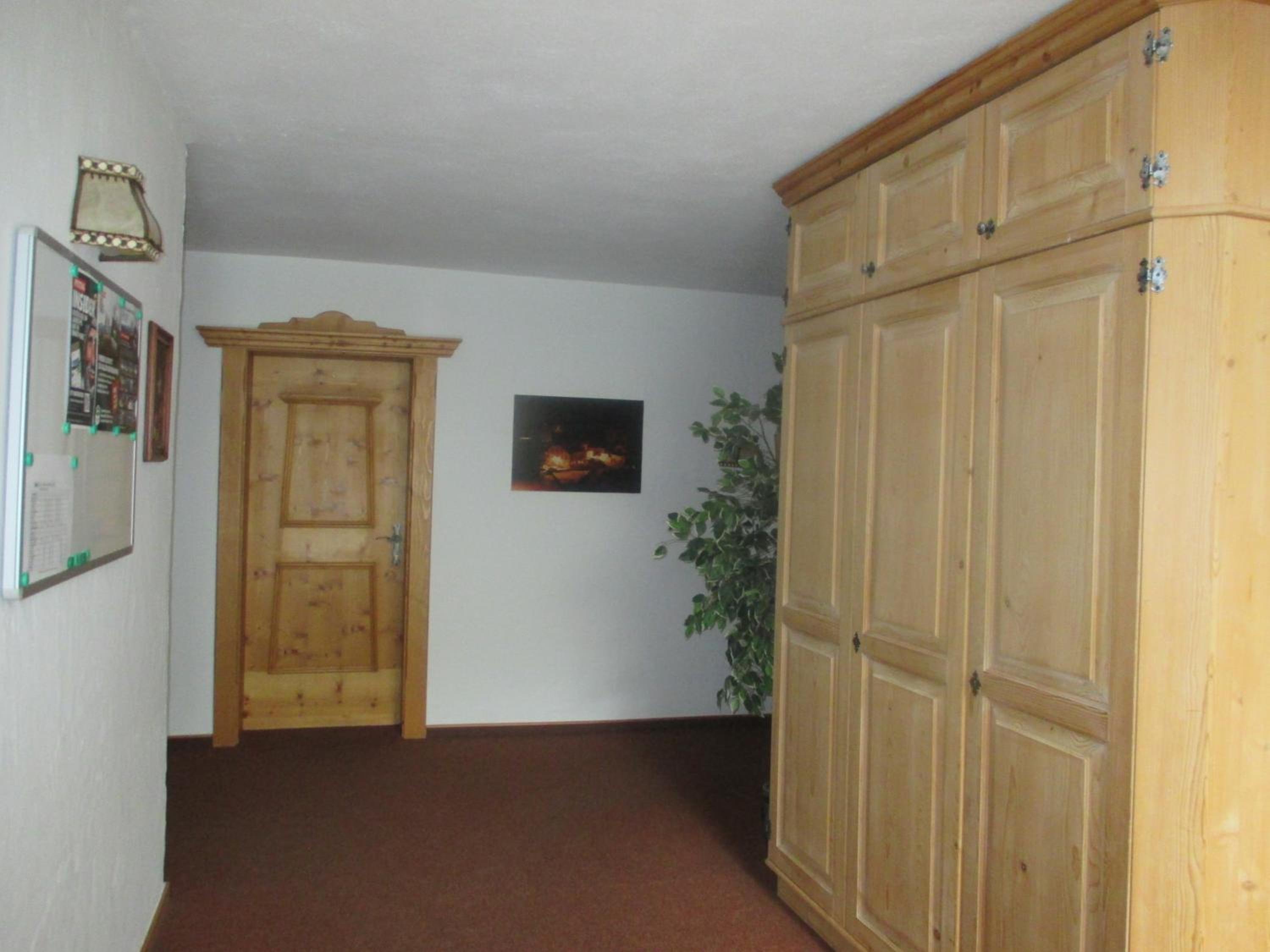 Photo 38