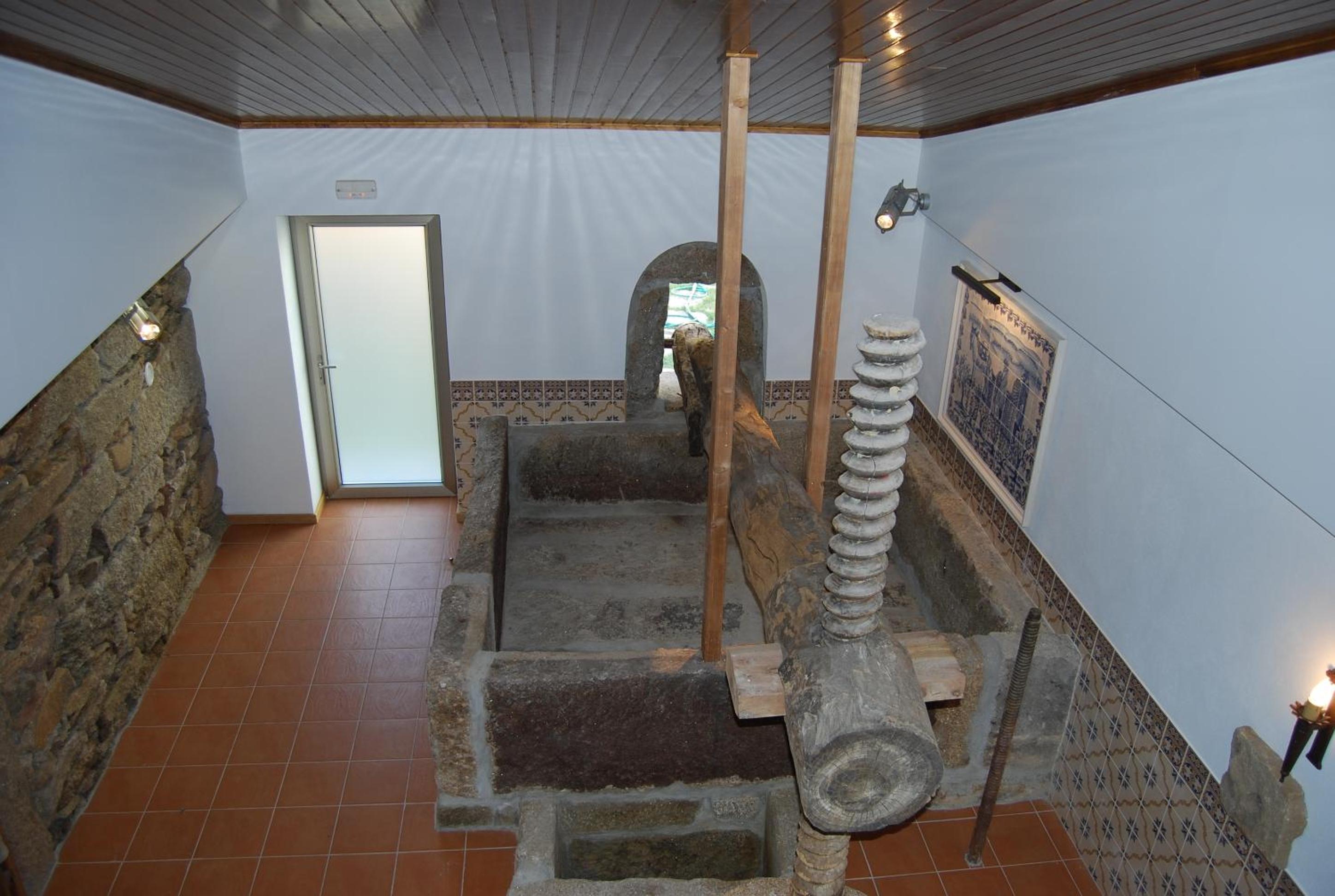 Photo 43