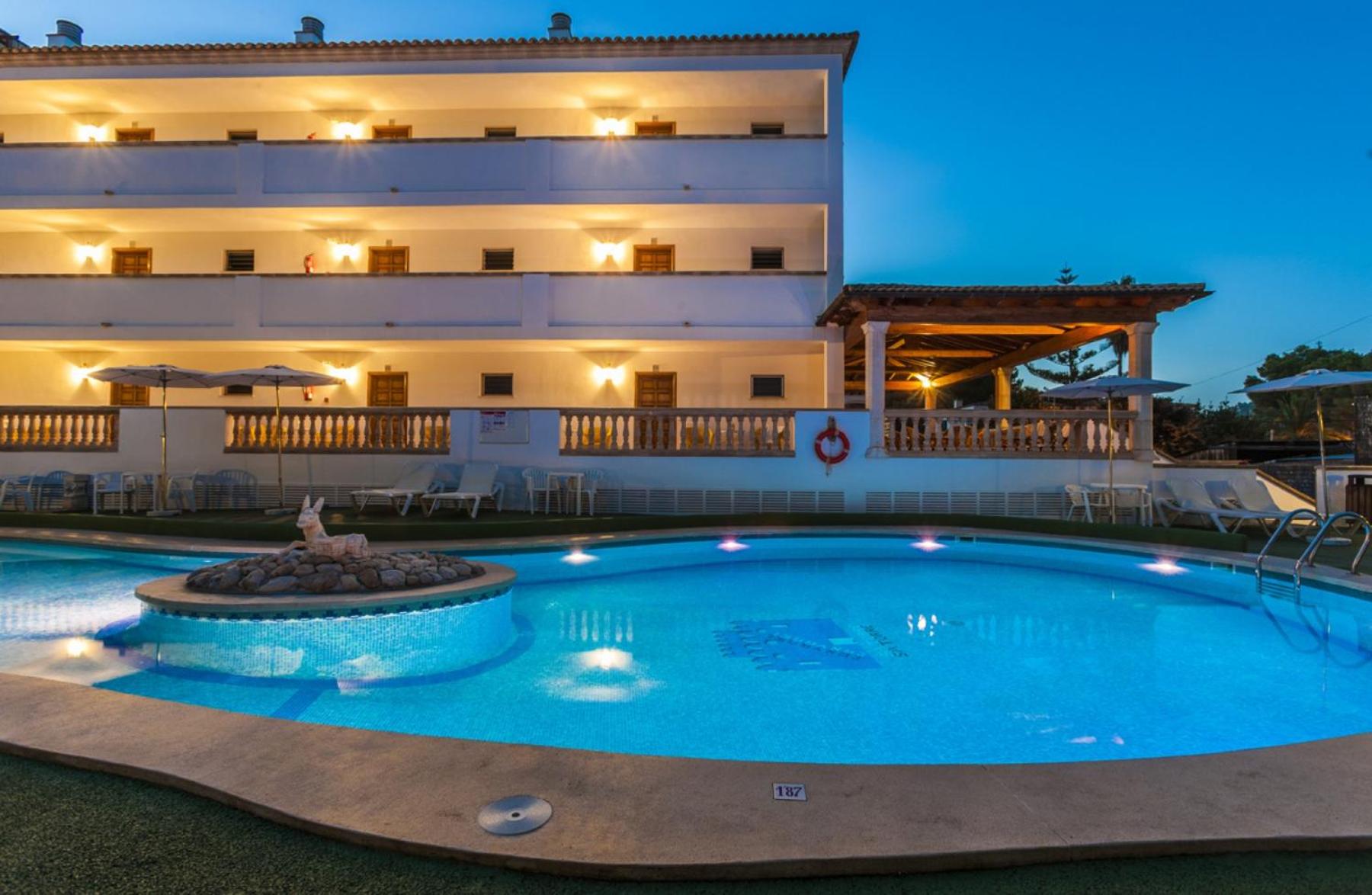 Apartaments Sa Torre by SUREDA MAS