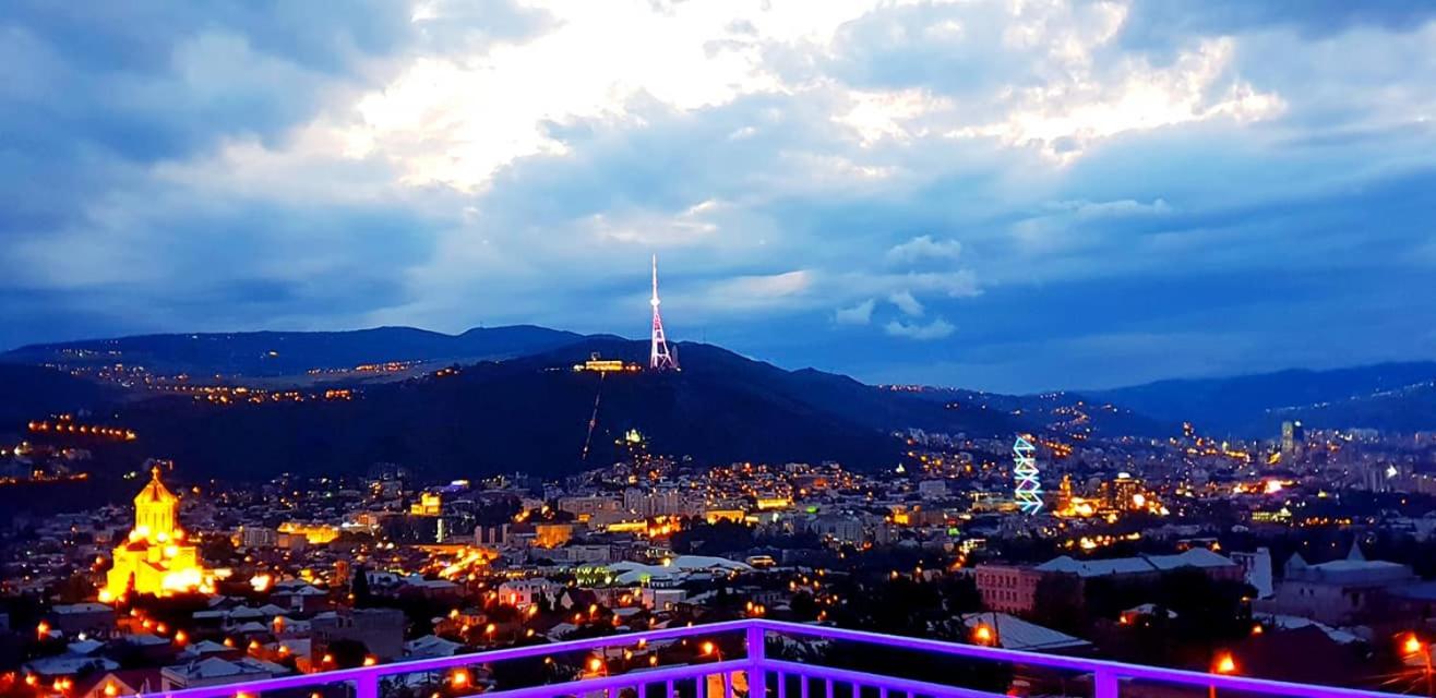 Upstairs Hotel Tbilisi view 5