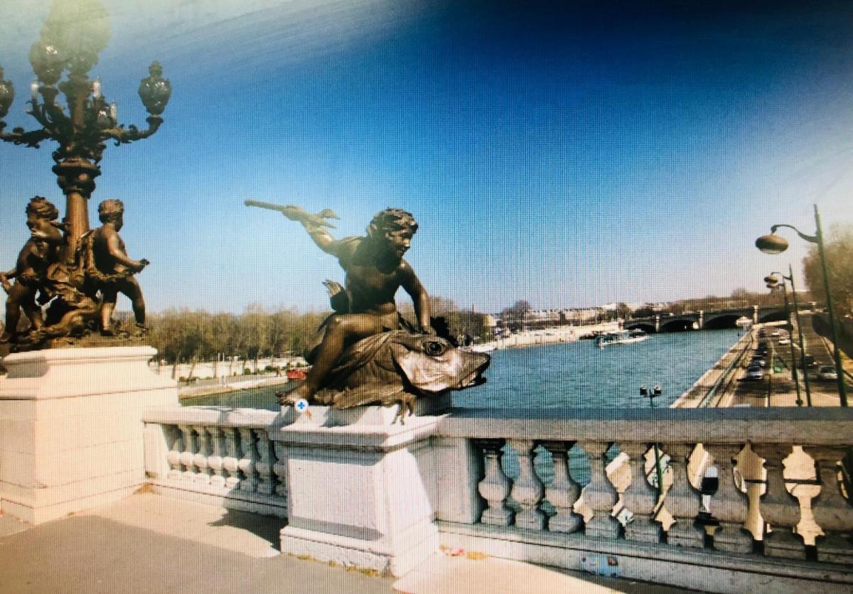 ARC DE TRIOMPHE-CARNOT Luxury & Design