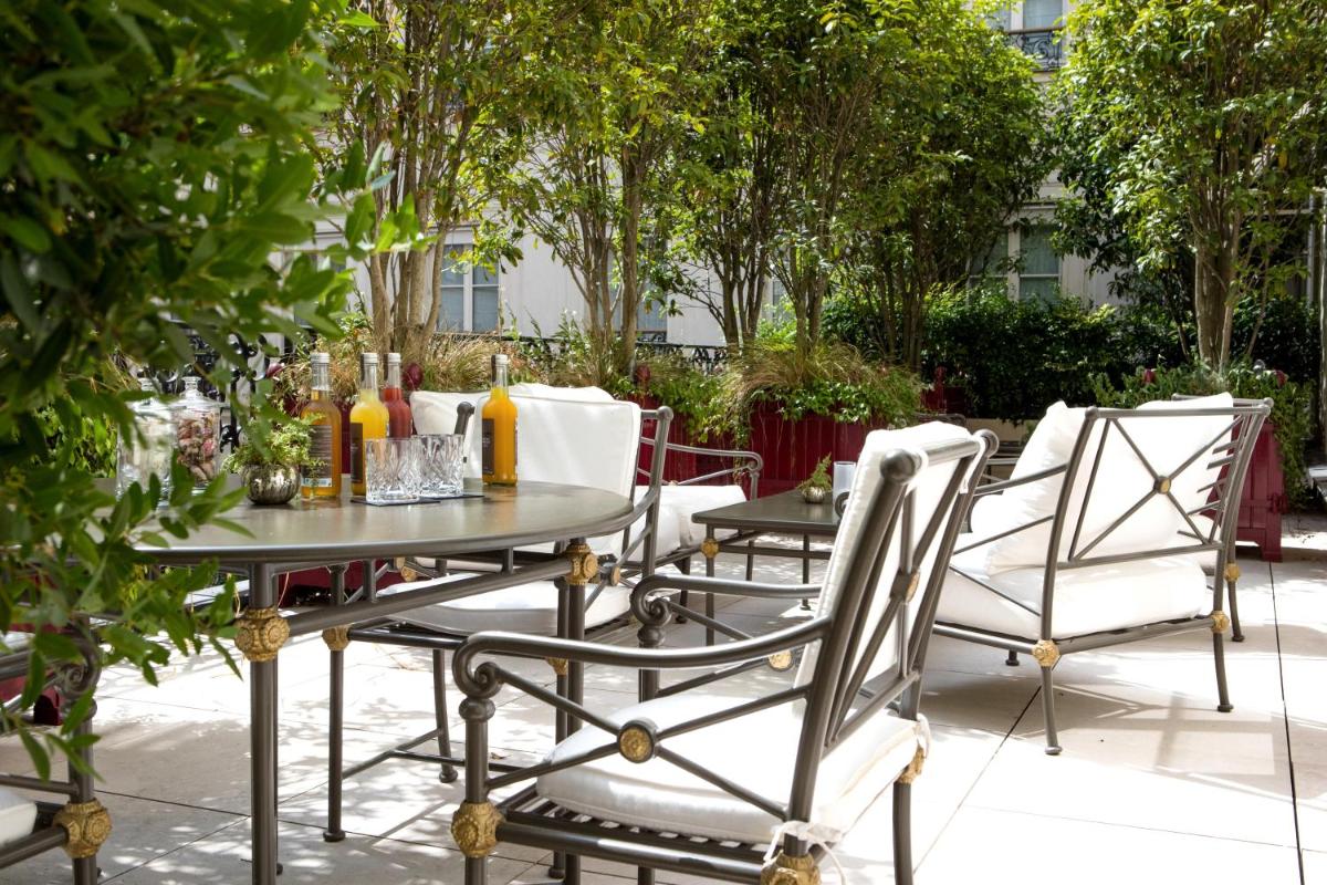 La Reserve Paris Hotel and Spa 55
