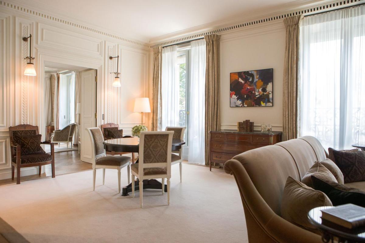 La Reserve Paris Hotel and Spa 38