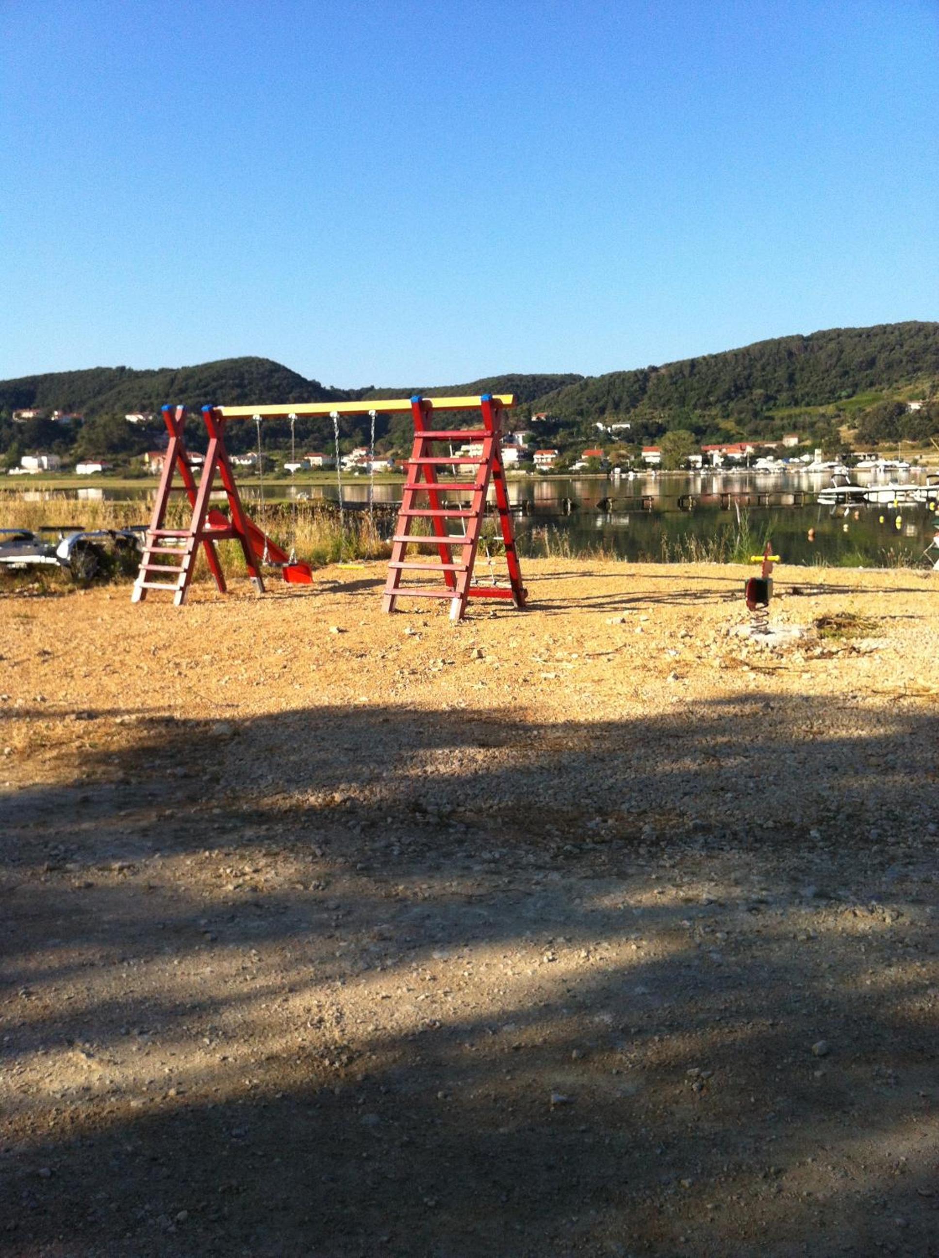 Photo 25