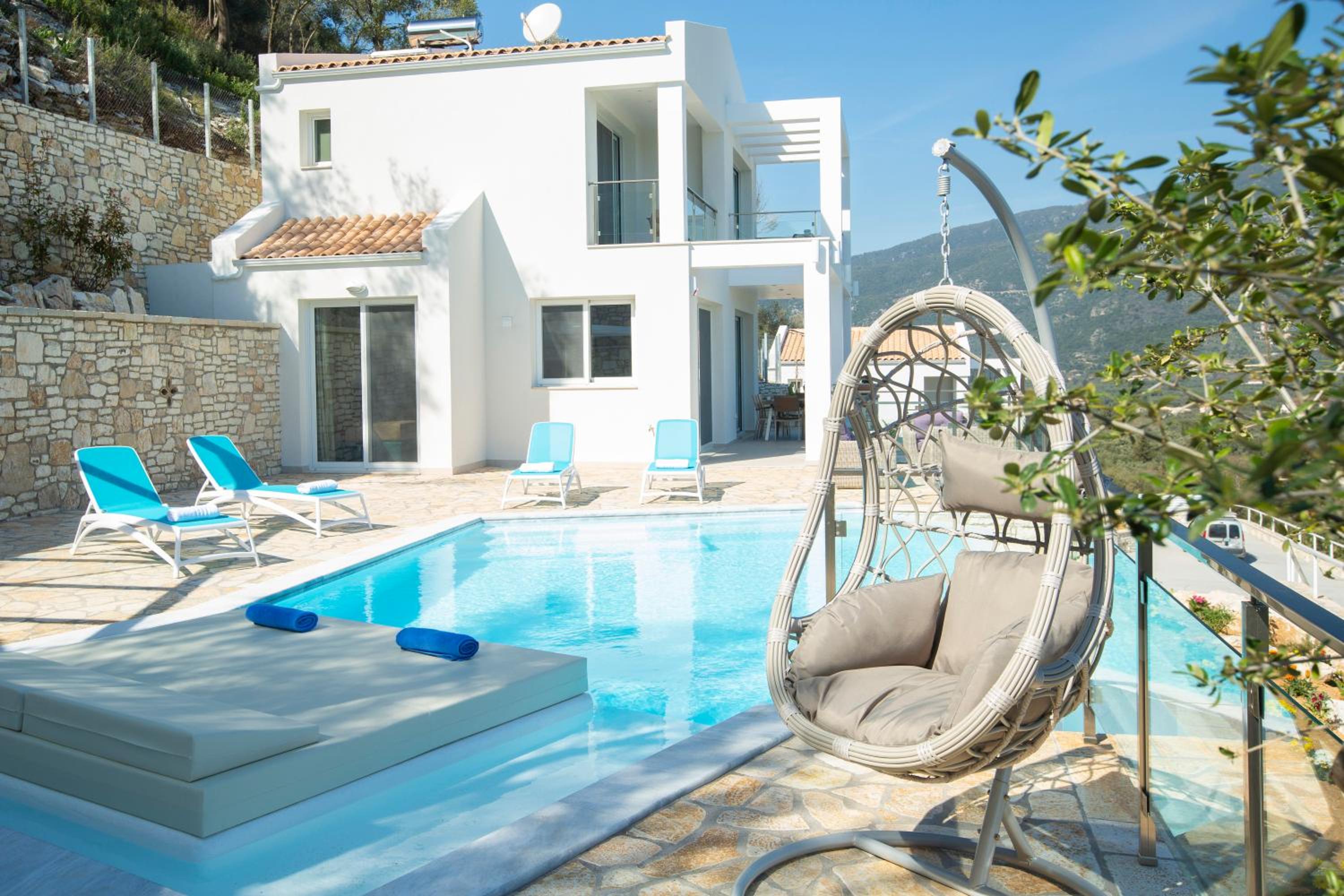 AFRODITI VILLAS Collection