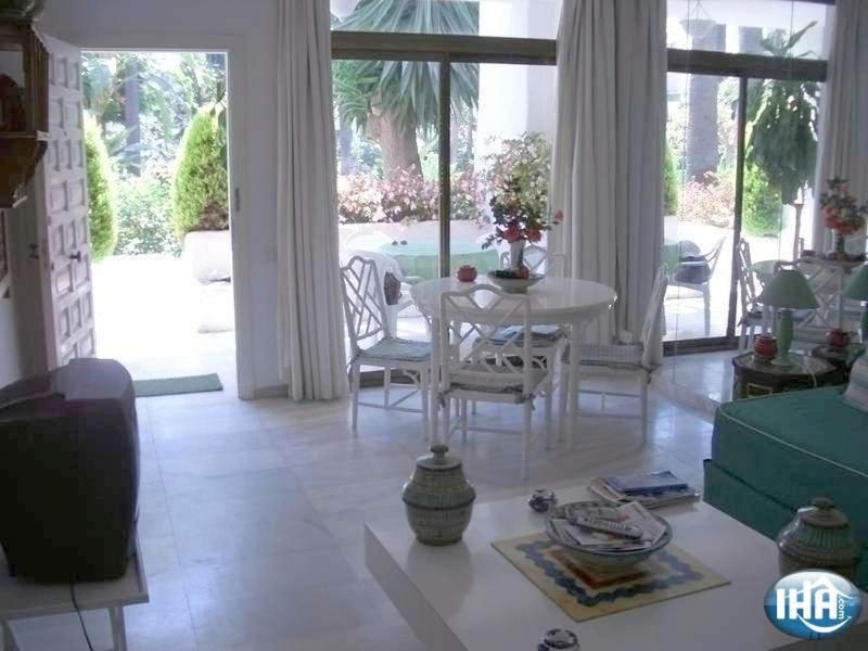 Urb. La Alcazaba, Puerto Banus / Marbella view 4
