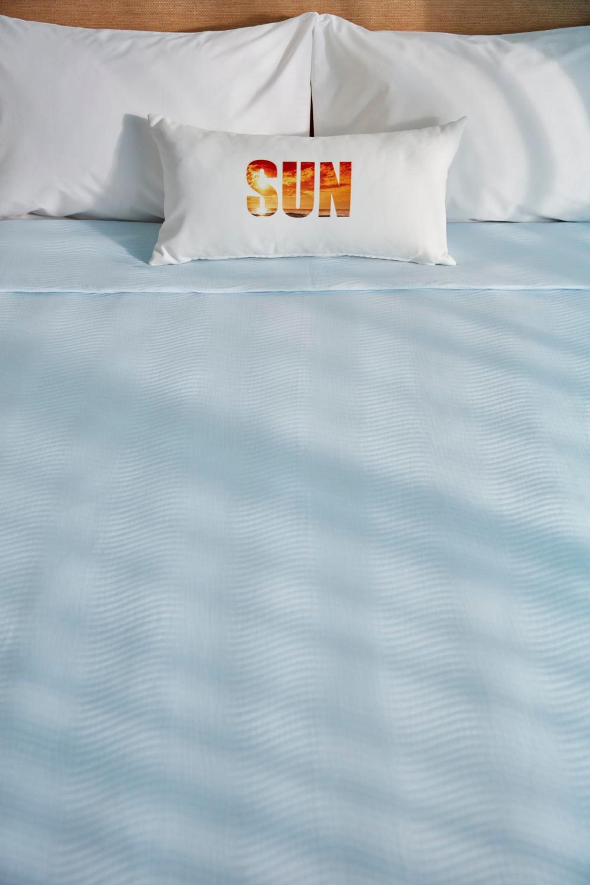 Universal Endless Summer Resort – Surfside Inn and Suites 11