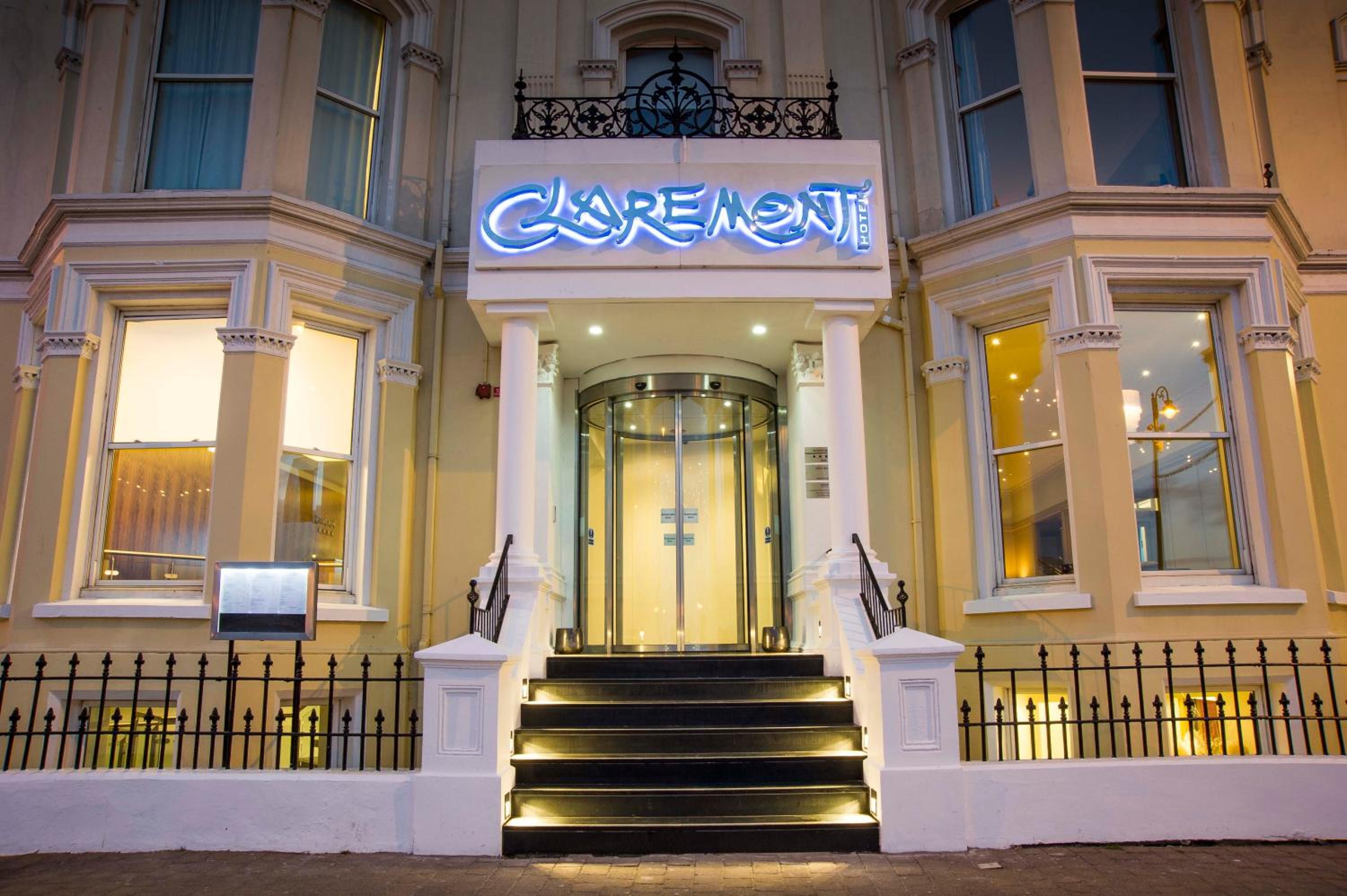 Douglas Vacations - Claremont Hotel - Property Image 1