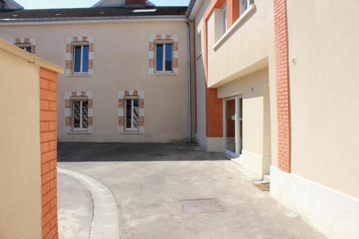 Photo 6