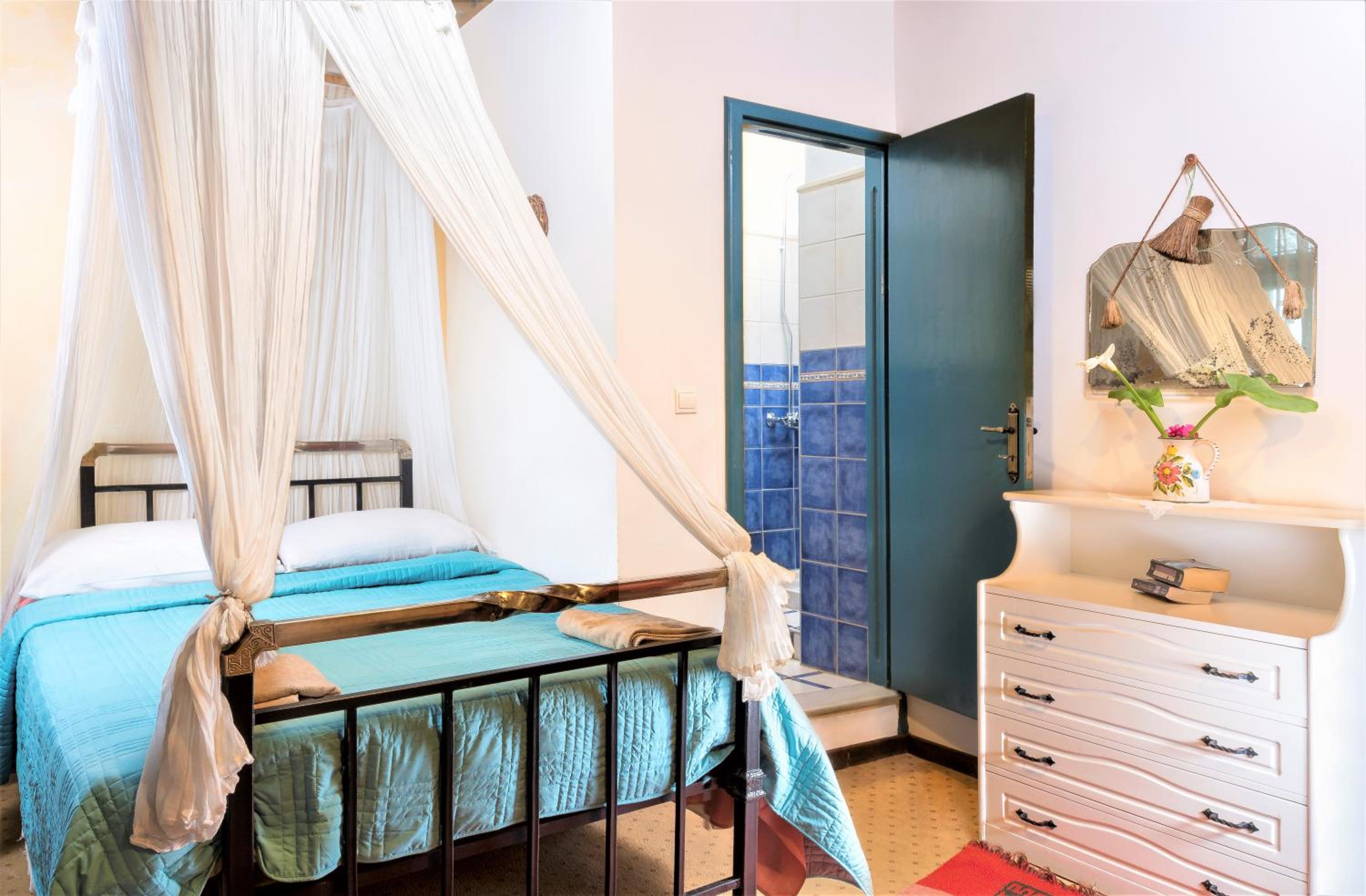 House Minoos