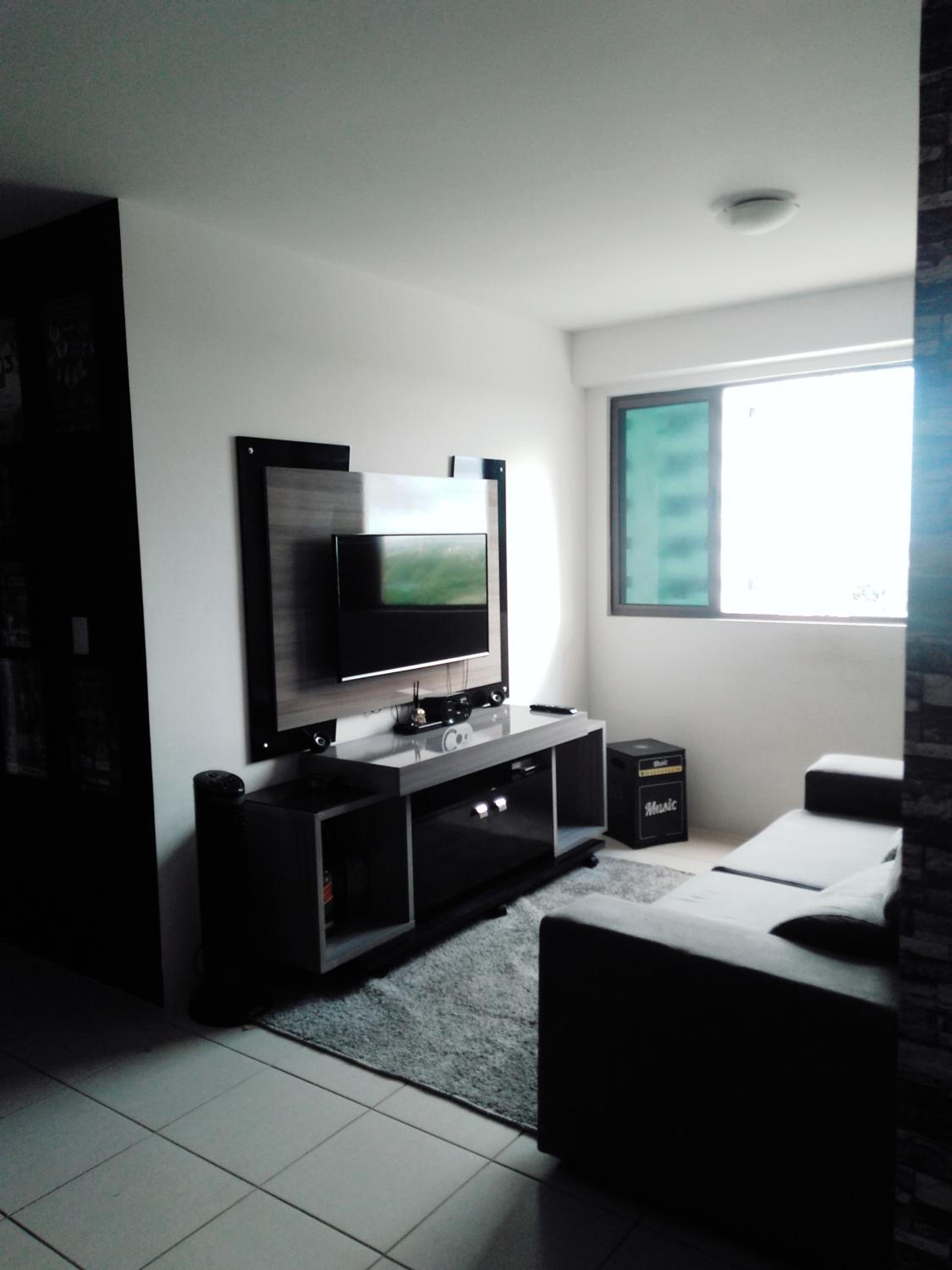 Apt alto padrão todo mobiliado e decorado em cond. Fechado view 3