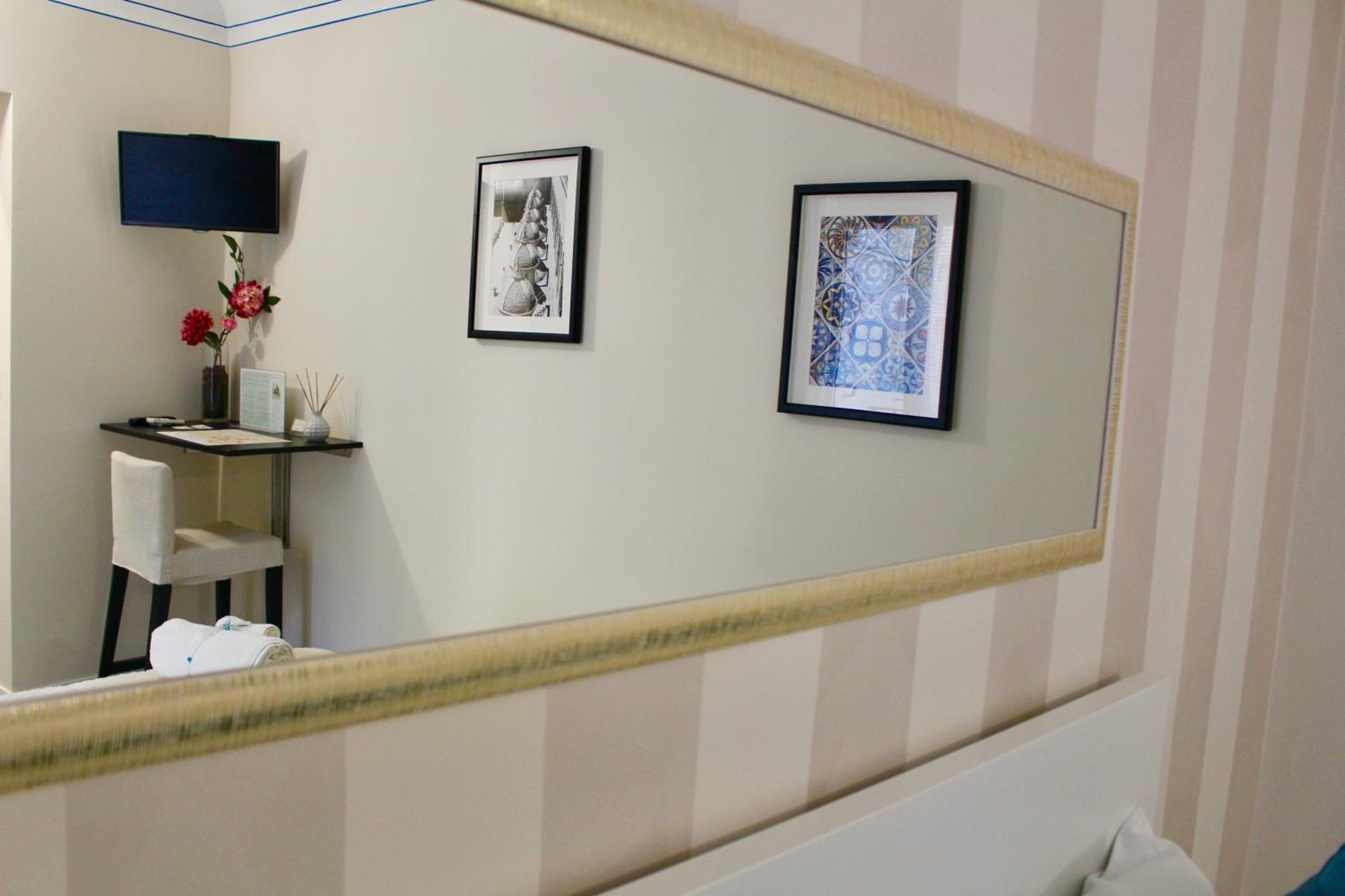 Triscele Glamour Rooms