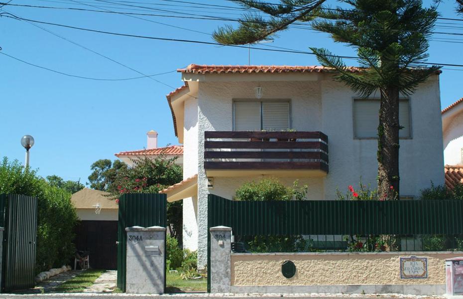 Traditional Villa In S Pedro , ESTORIL view 4