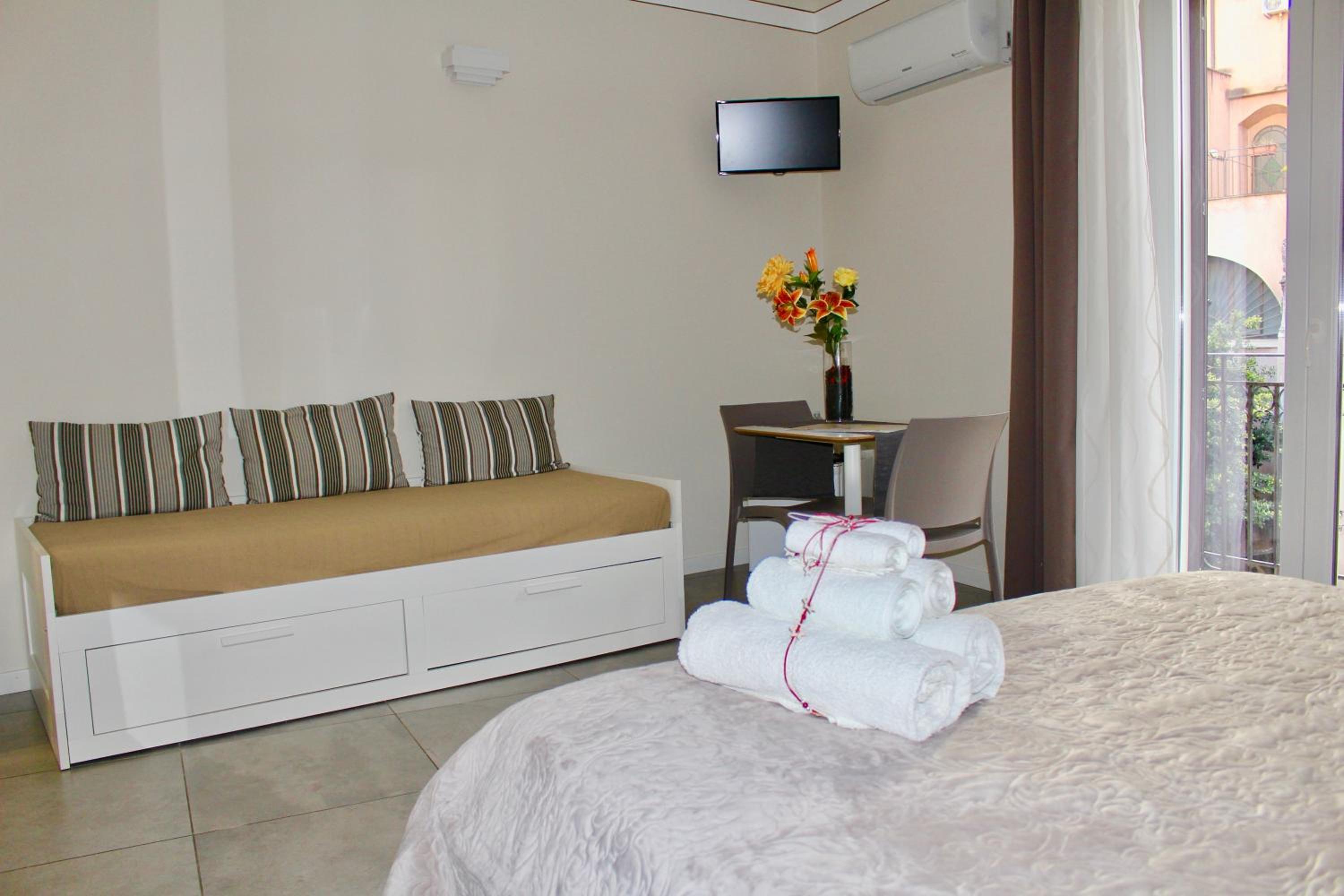 Triscele Glamour Rooms