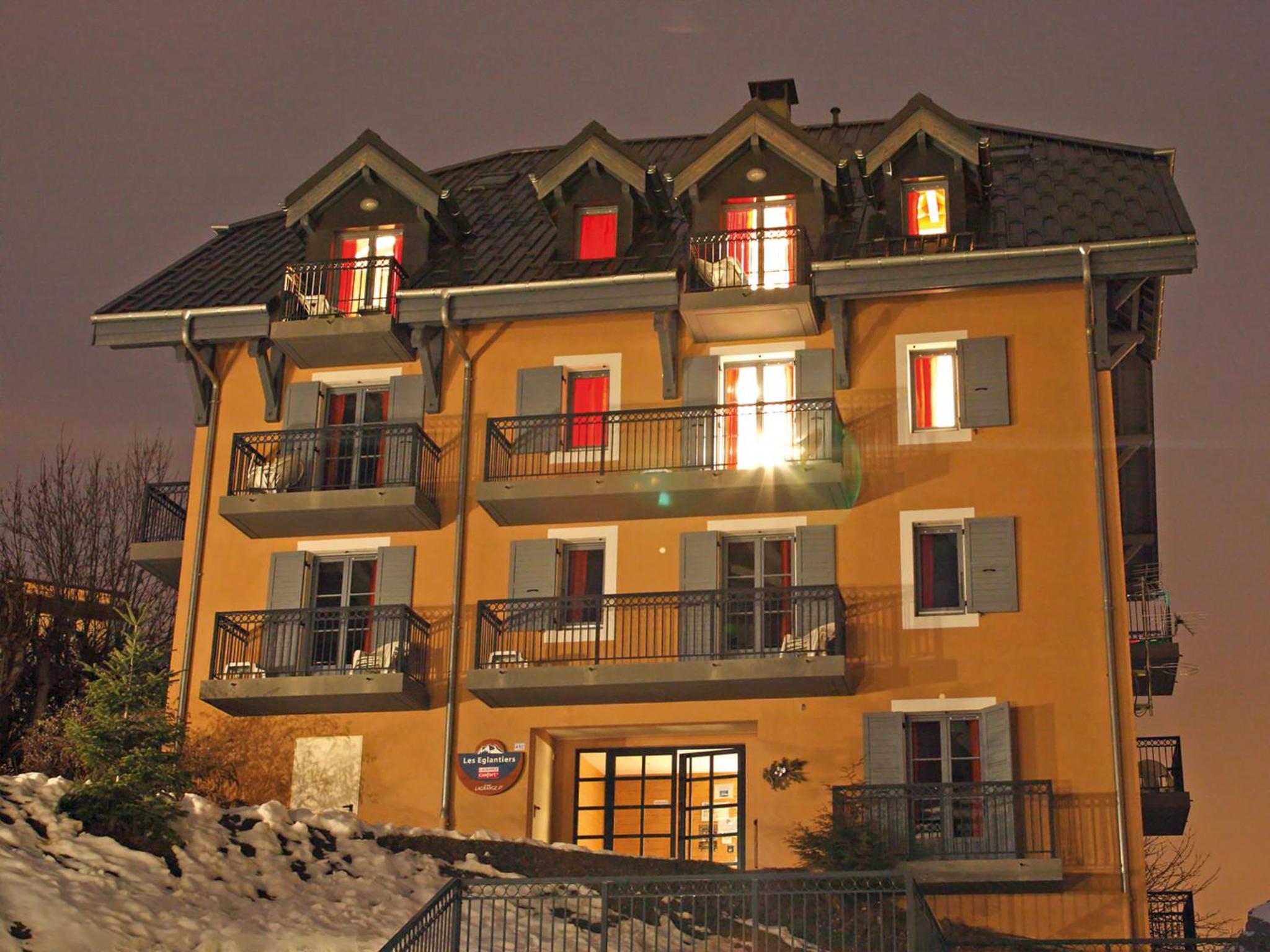 Lagrange Vacances Les Arolles view 4