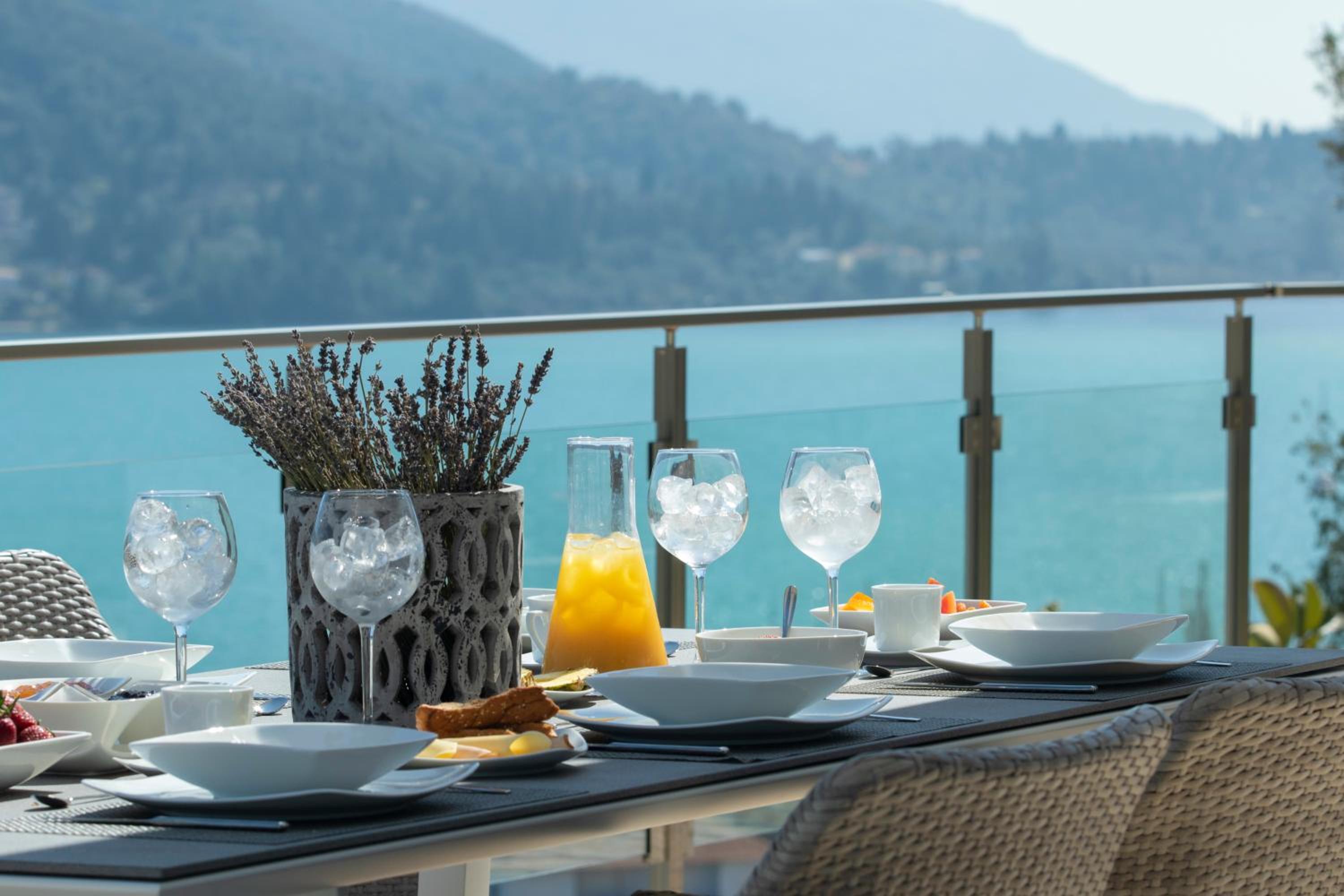 AFRODITI VILLAS Collection