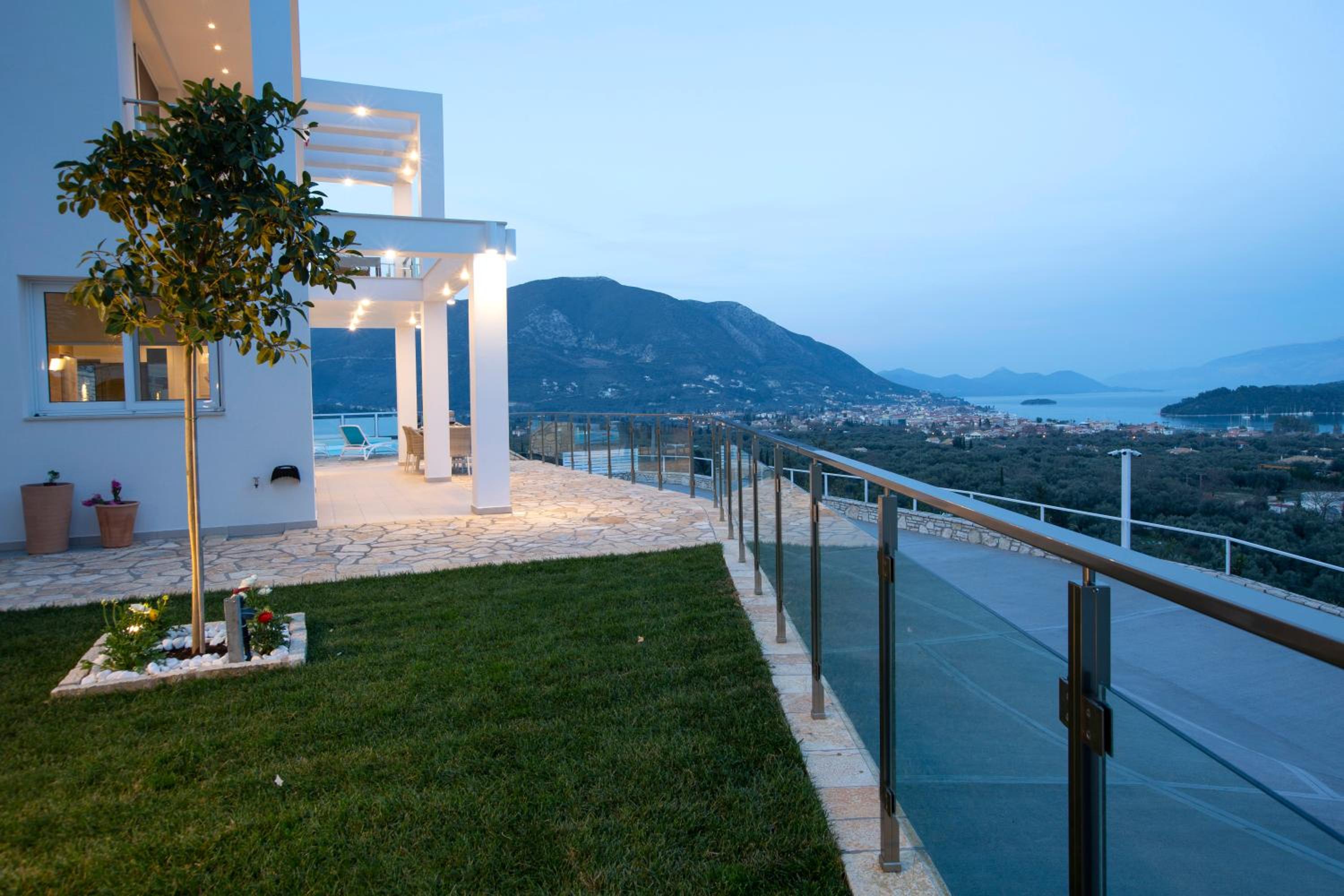 AFRODITI VILLAS Collection