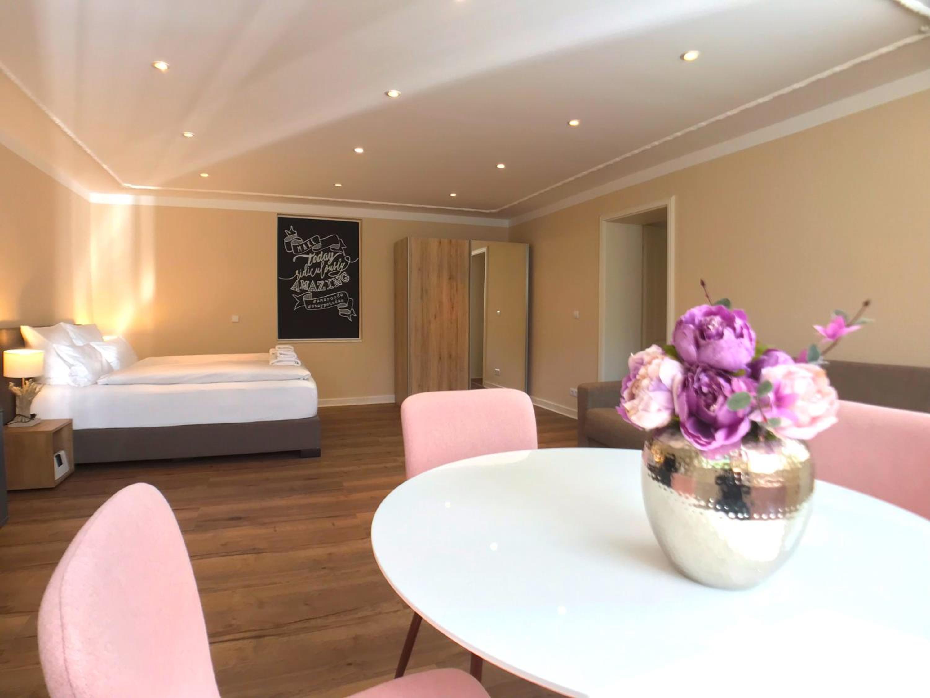 Potsdam Vacations - Amaroo - Apartments Potsdam "Alexandrowka" - Property Image 2