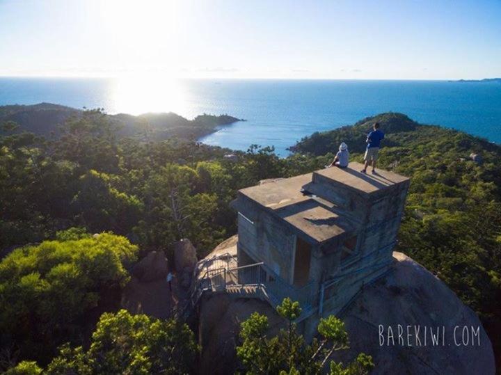 STUNNING MAGNETIC ISLAND HOME, PRIVATE, LARGE POOL, CHILDREN AND PETS on REQUEST PLEASE