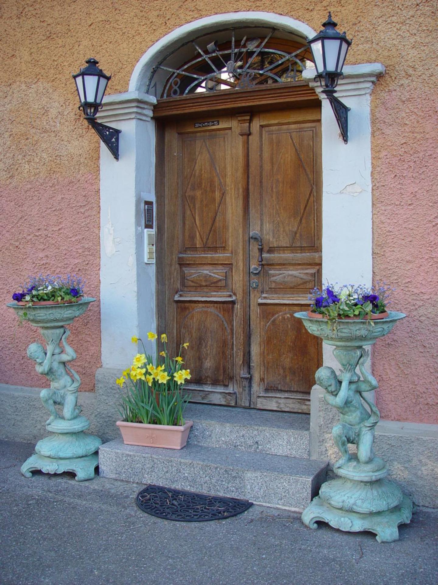 Photo 33