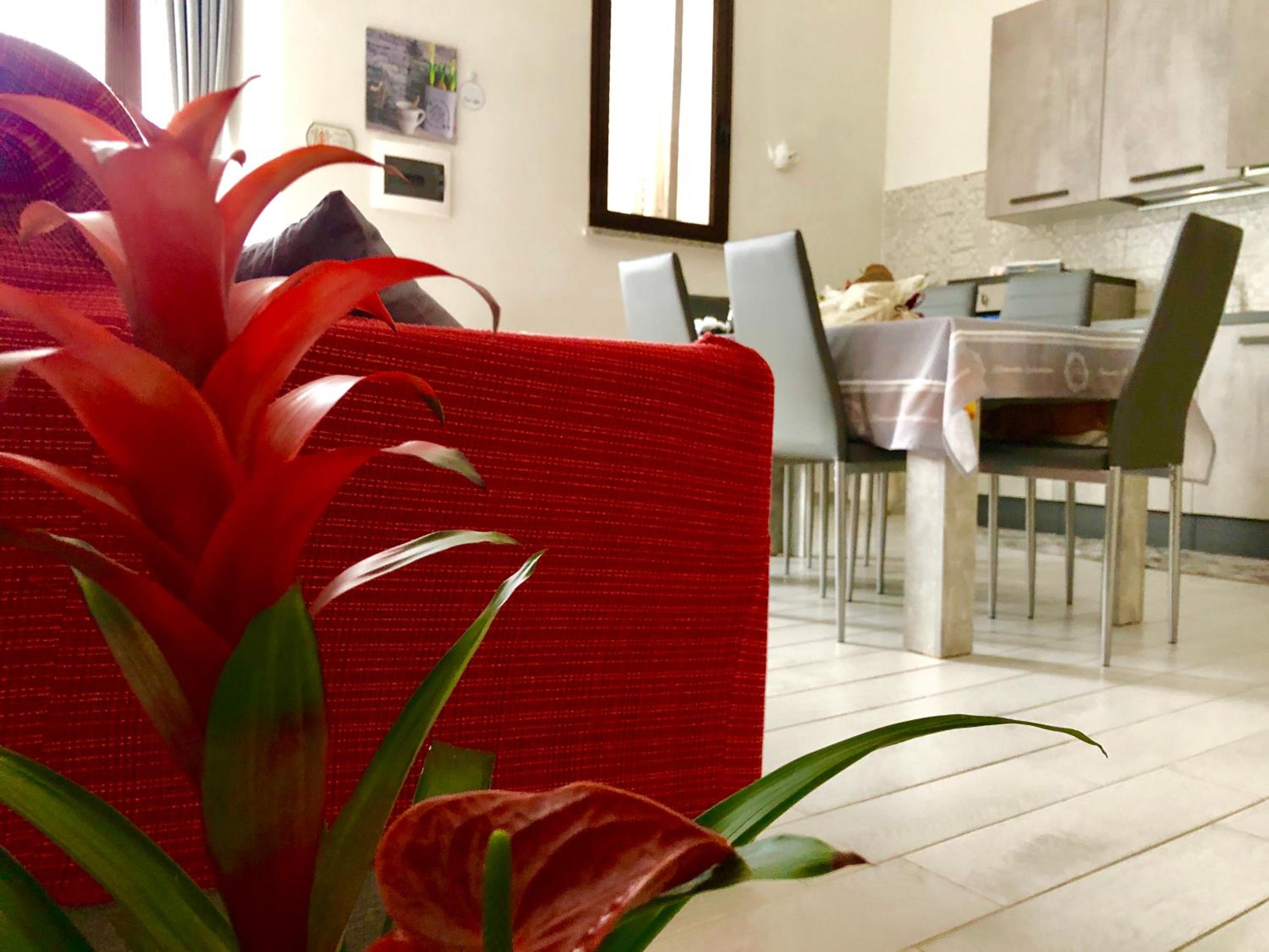 Leonard Casa Vacanza en Riposto — kitchen