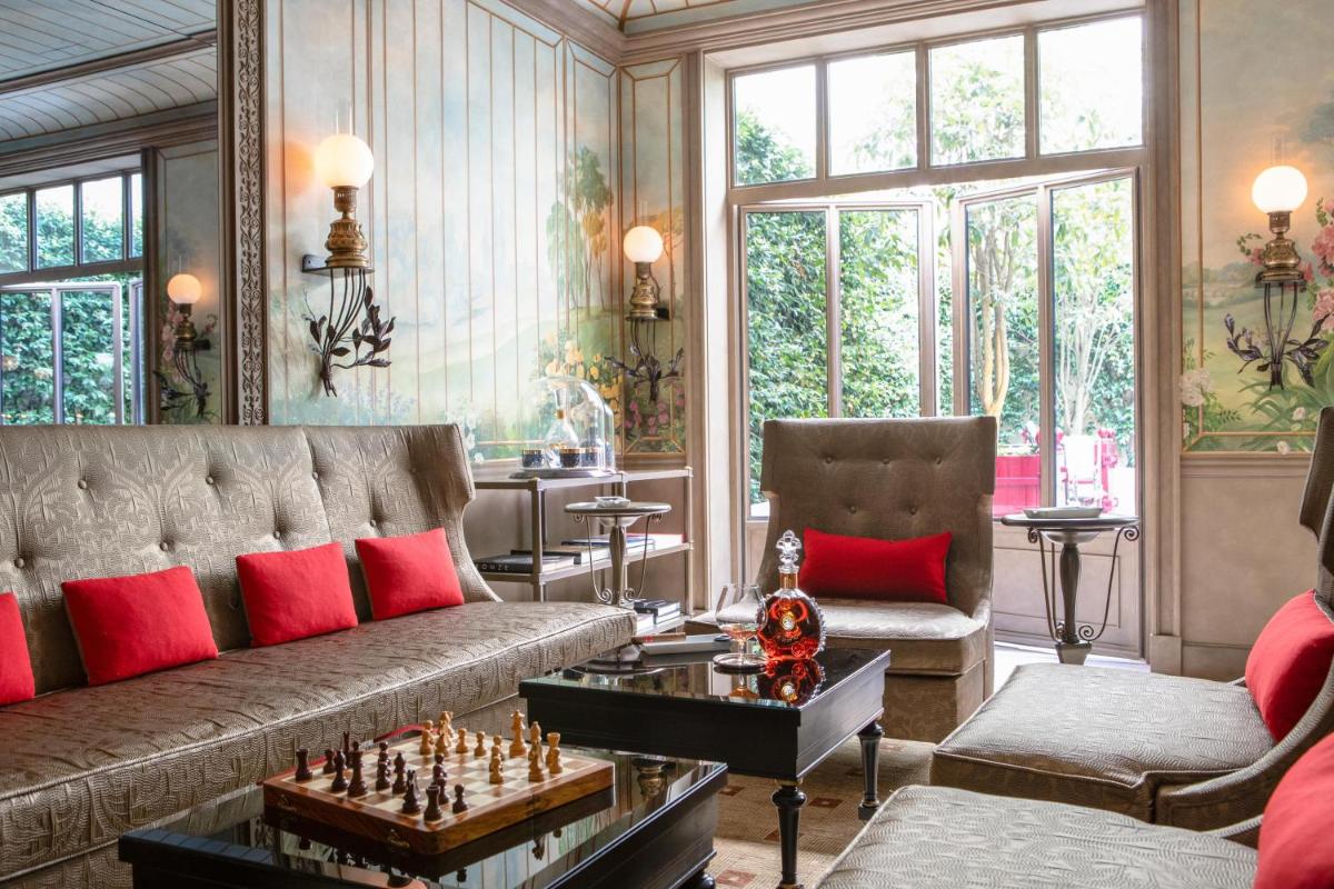 La Reserve Paris Hotel and Spa 75