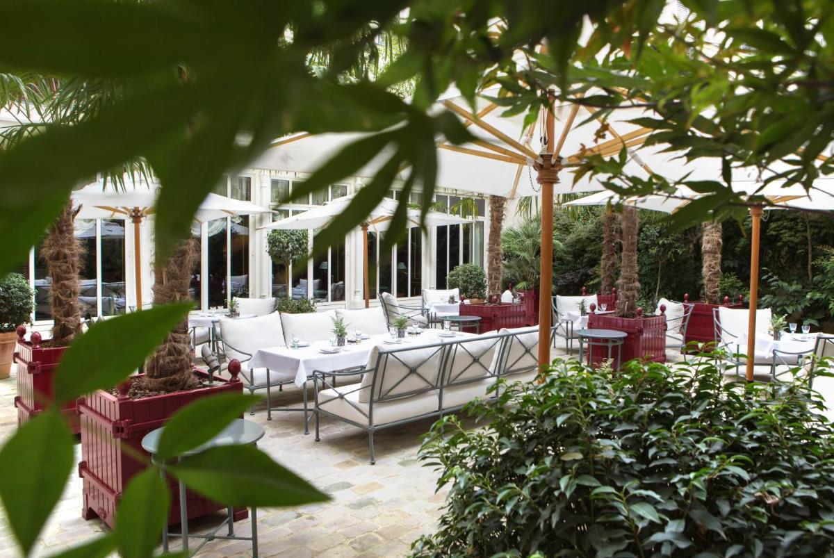 La Reserve Paris Hotel and Spa 56