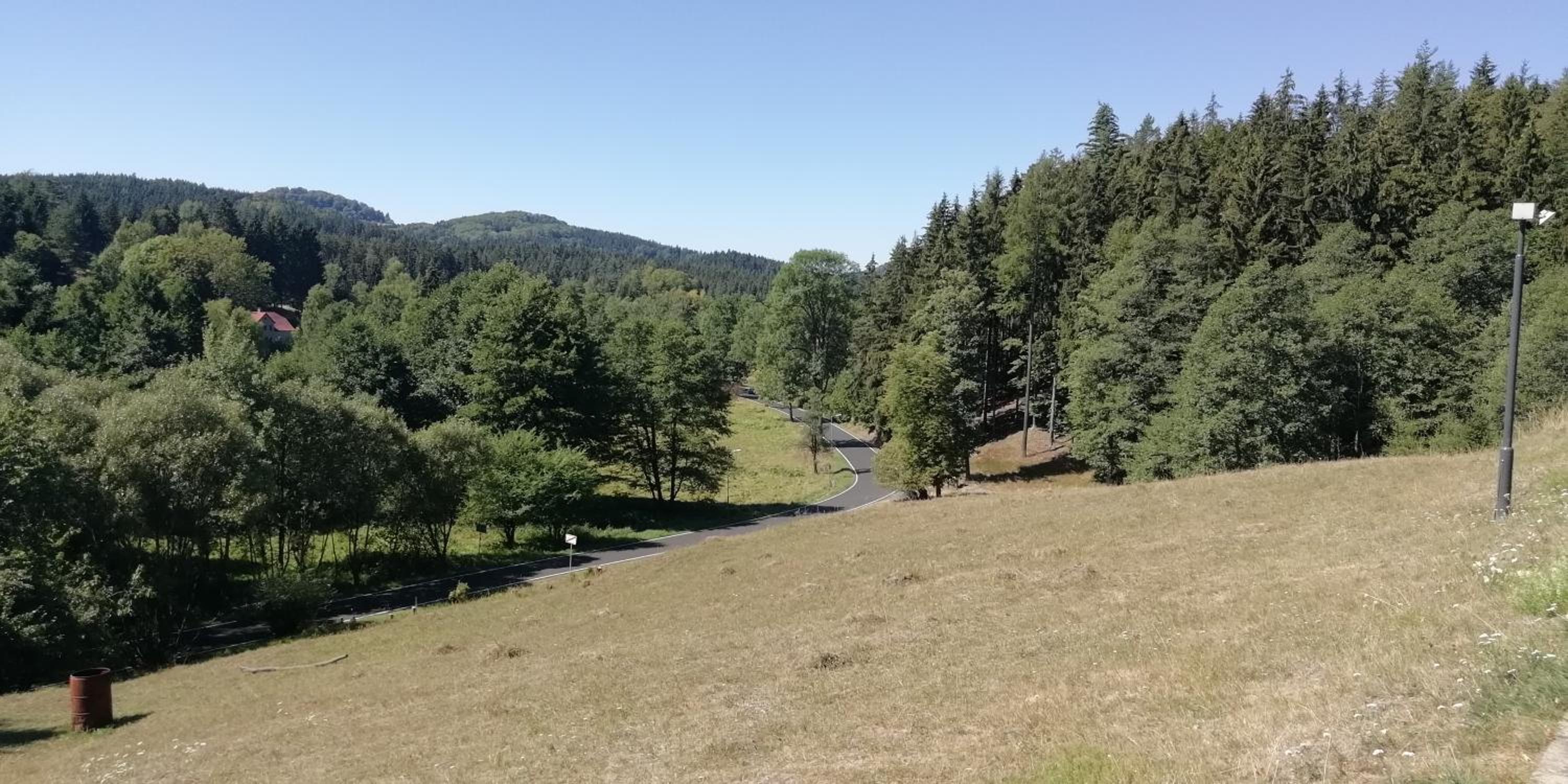 Olivin Kytlice Hiker Huts