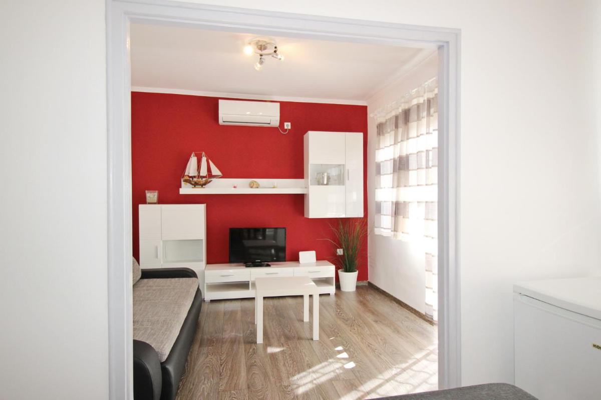 Apartment Mihaela photo 3
