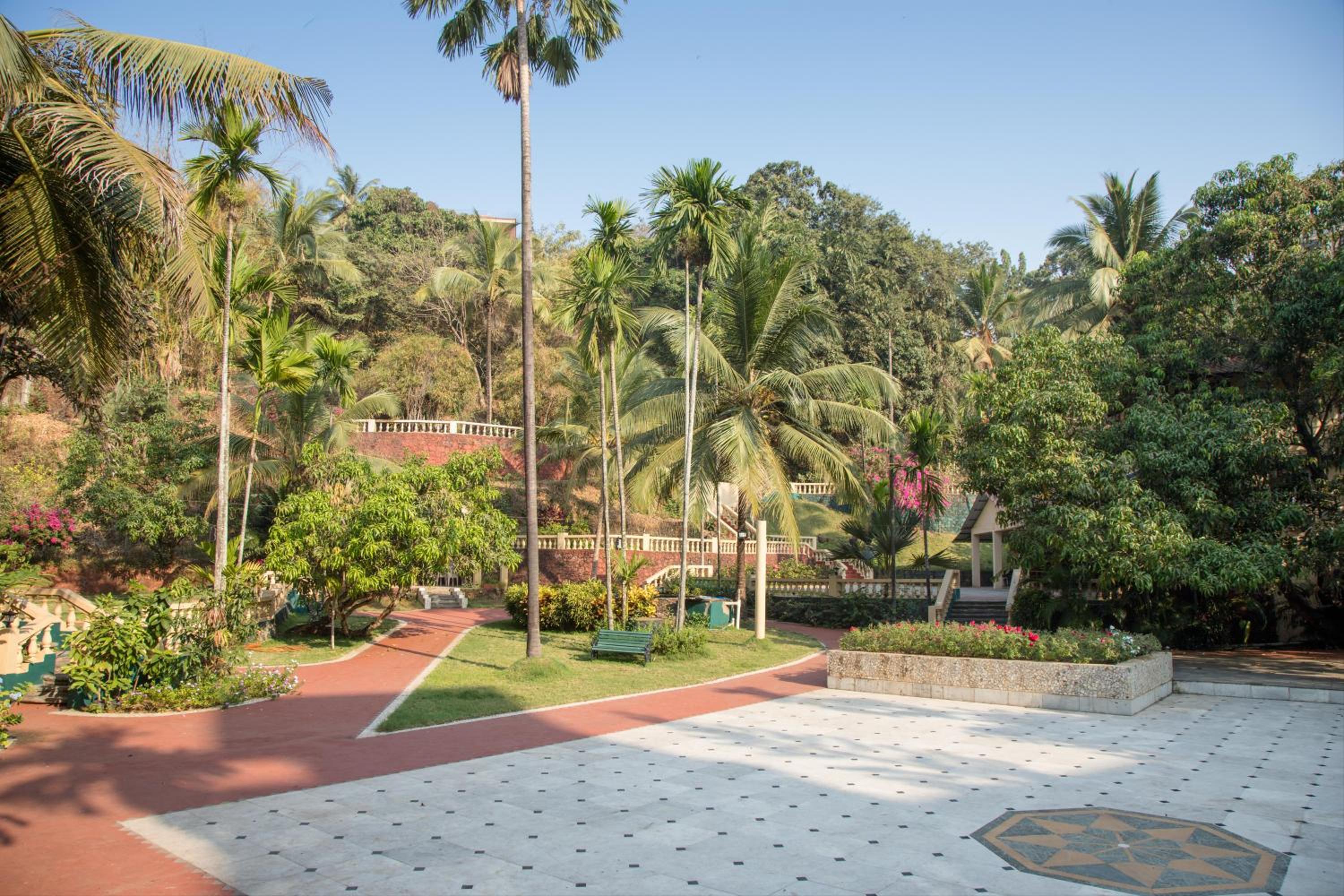 Rendezvous Beach Resort Panjim
