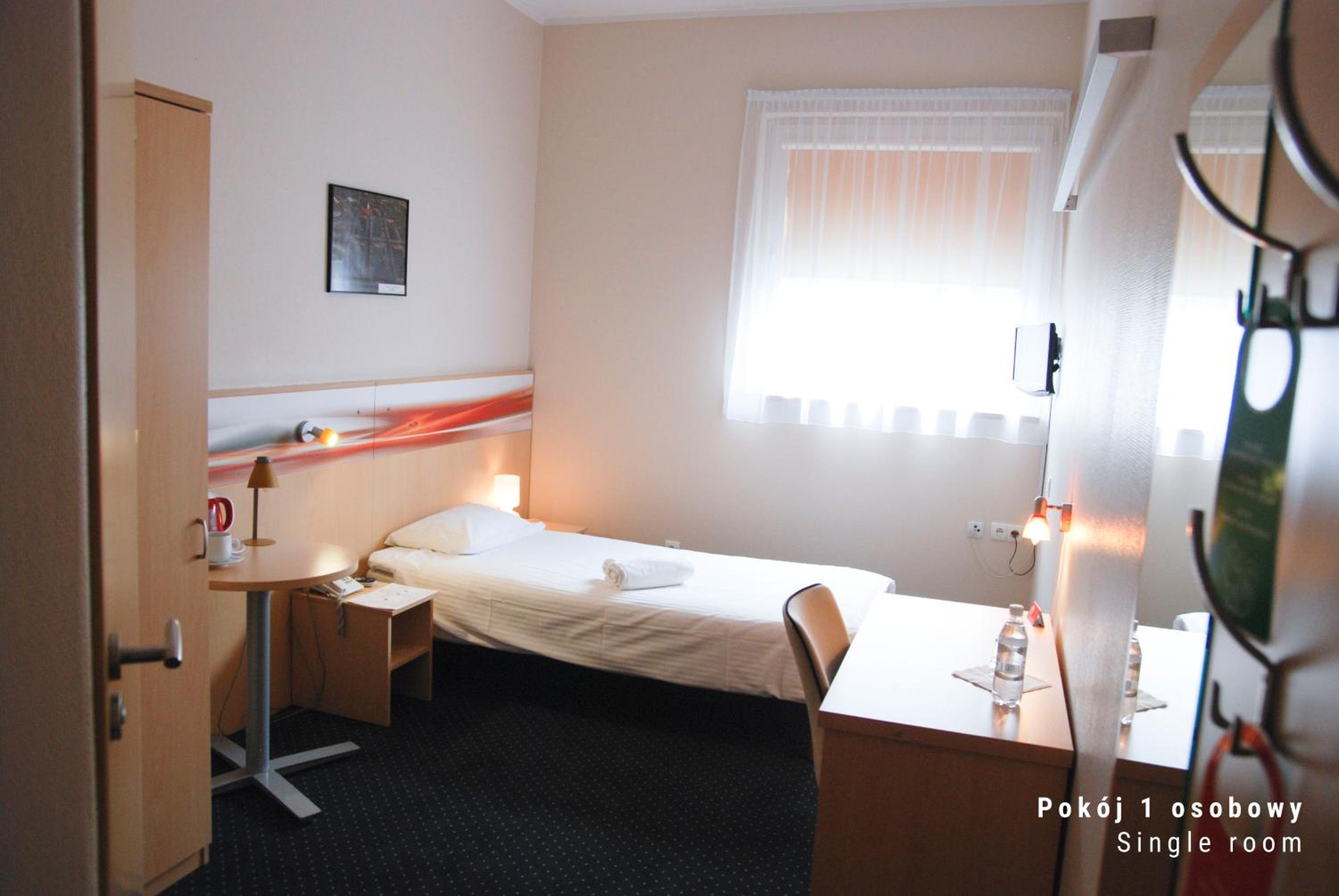 Katowice Vacations - Economy Silesian Hotel - Property Image 4