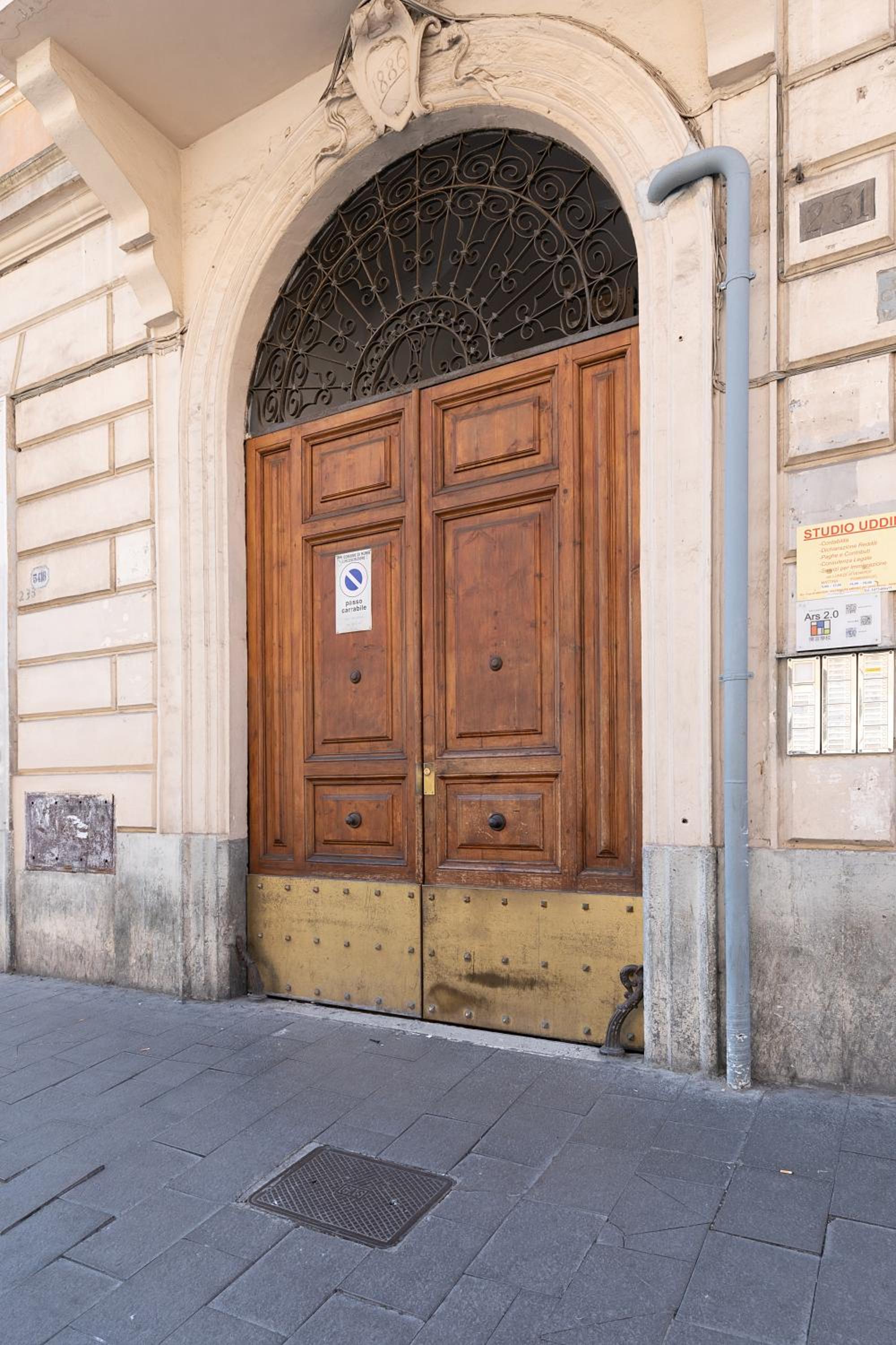 Rome As You Feel - Vittorio Colorful Design Apartment
